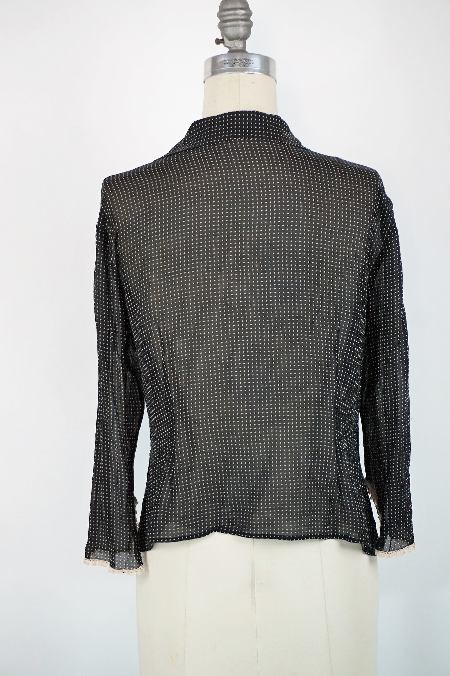 Black and ivory polkadot top, 40s style