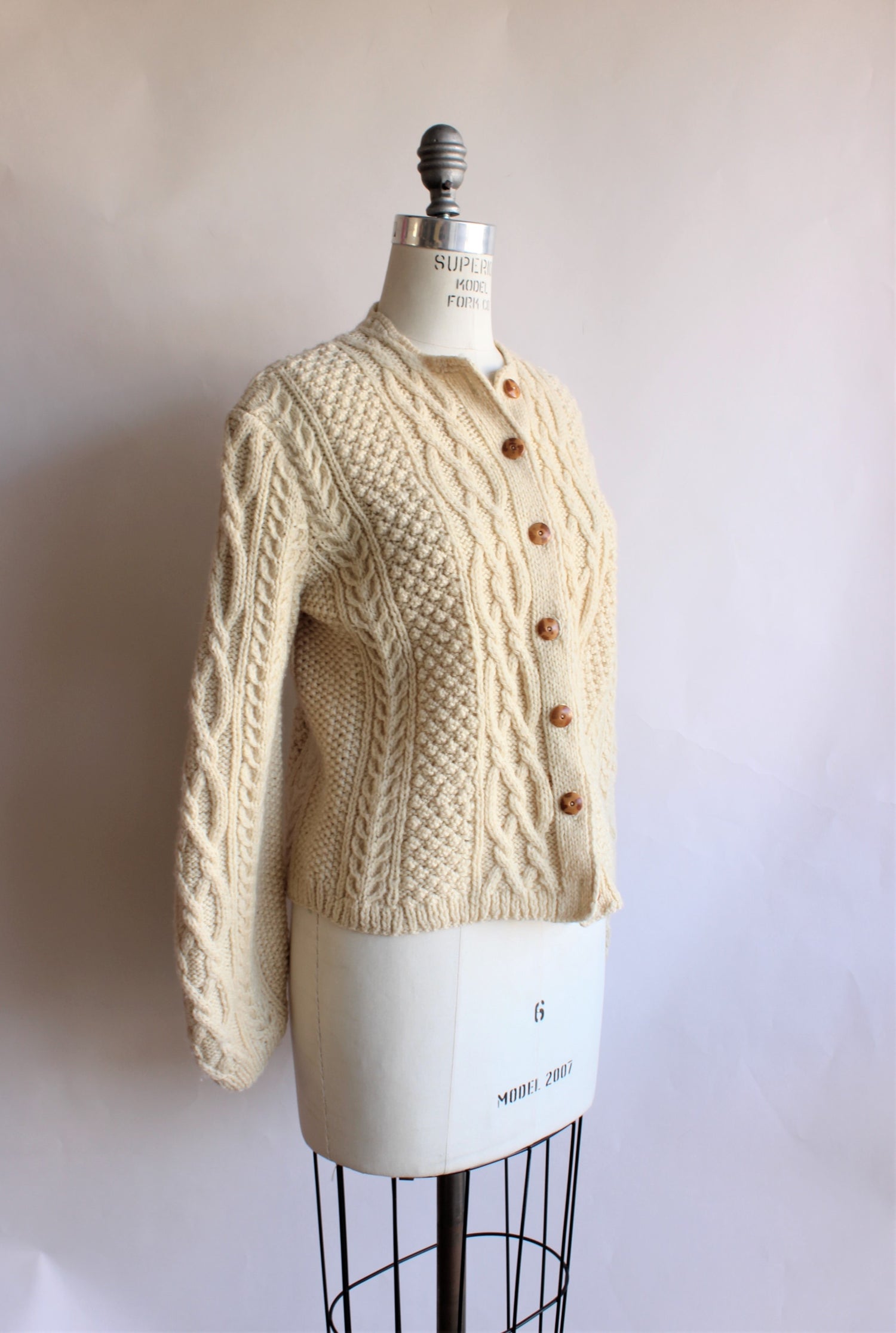 Vintage 1950s Ivory Cableknit Cardigan Sweater