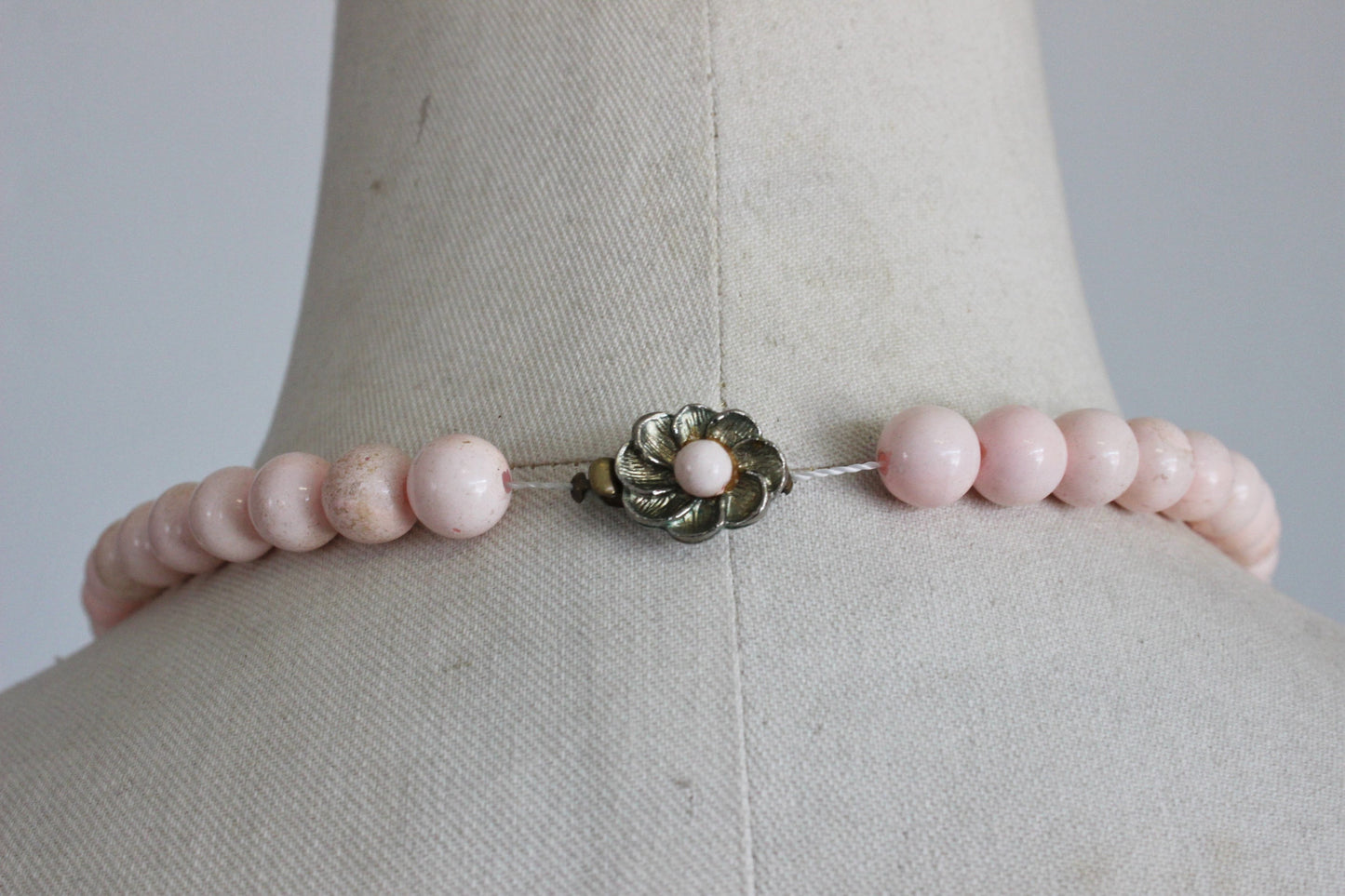 Vintage 1950s Pink Bead Necklace