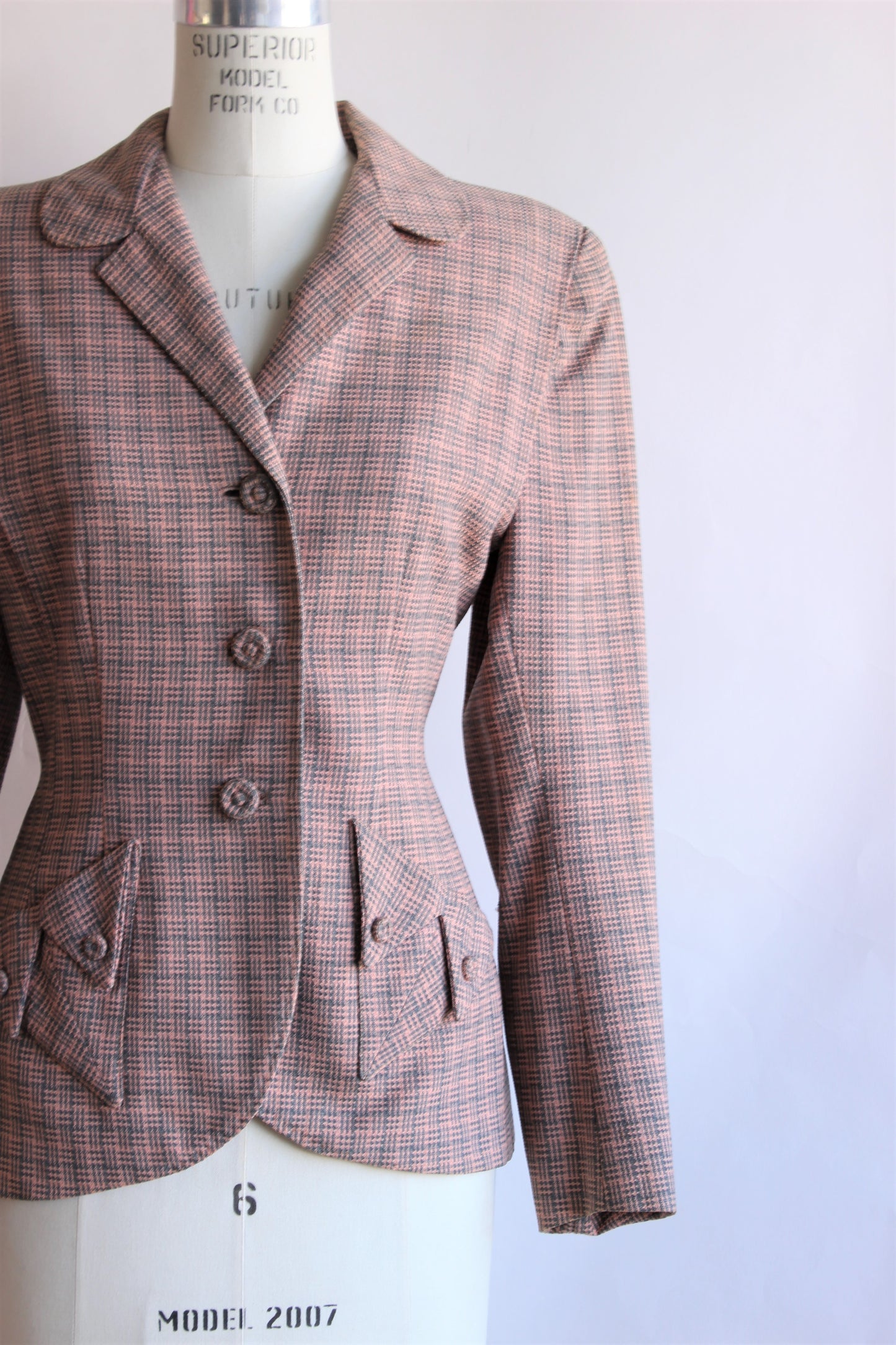 Vintage 1950s Gray and Pink Jacket With Pink Lining By Friedmont ...
