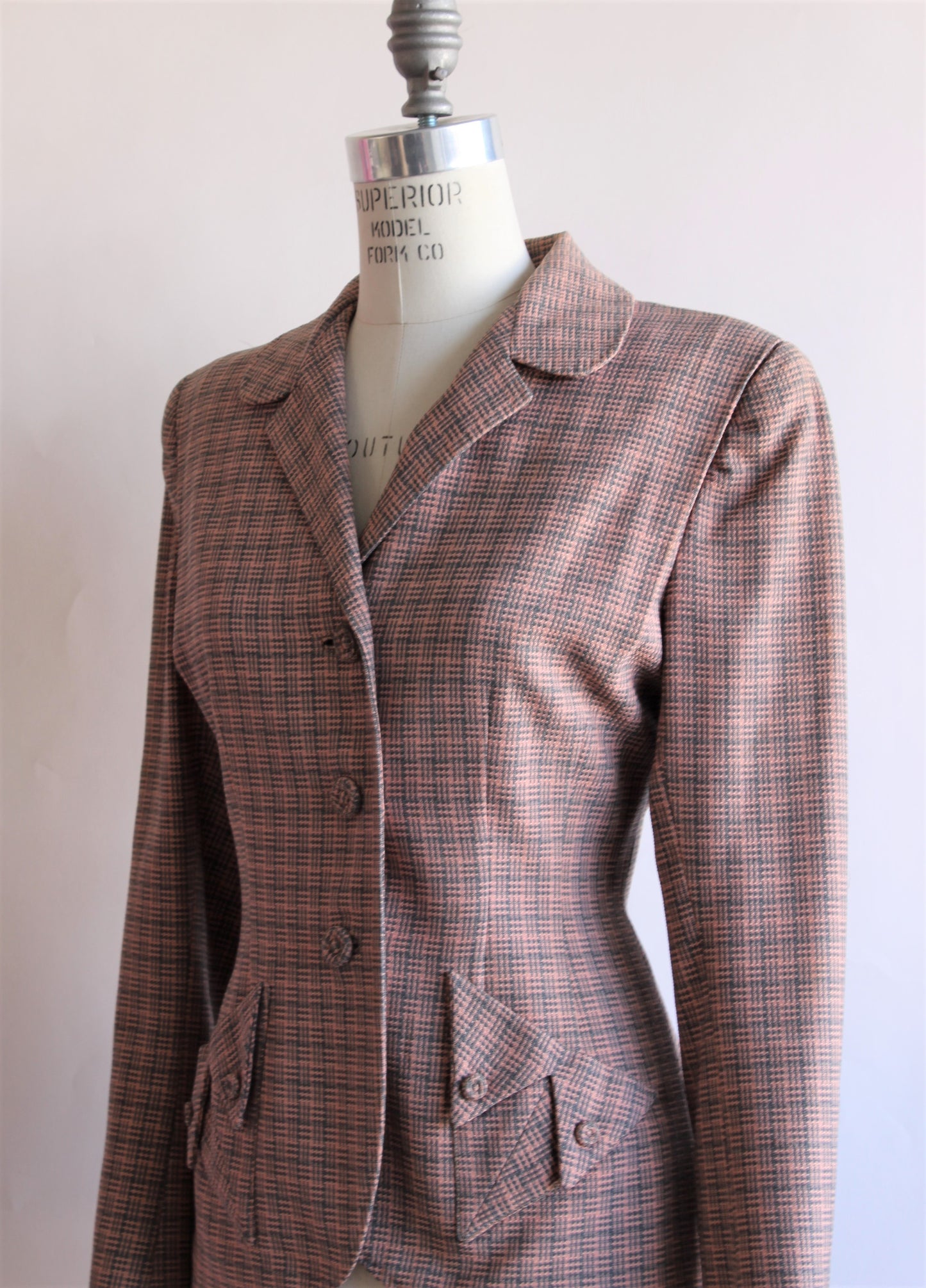 Vintage 1950s Gray and Pink Jacket With Pink Lining By Friedmont ...