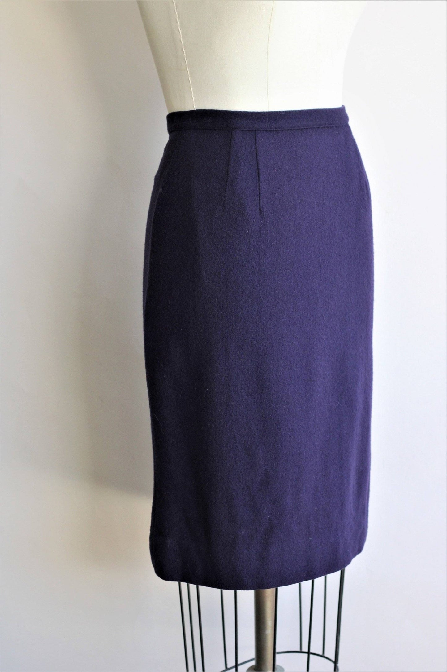 Vintage 1960s Navy Blue Wool Skirt, Campus Casuals-Toadstool Farm Vintage-1960s,1960s 1950s,campus casuals,navy blue,pencil skirt,skirt,Vintage,Vintage Clothing,wiggle