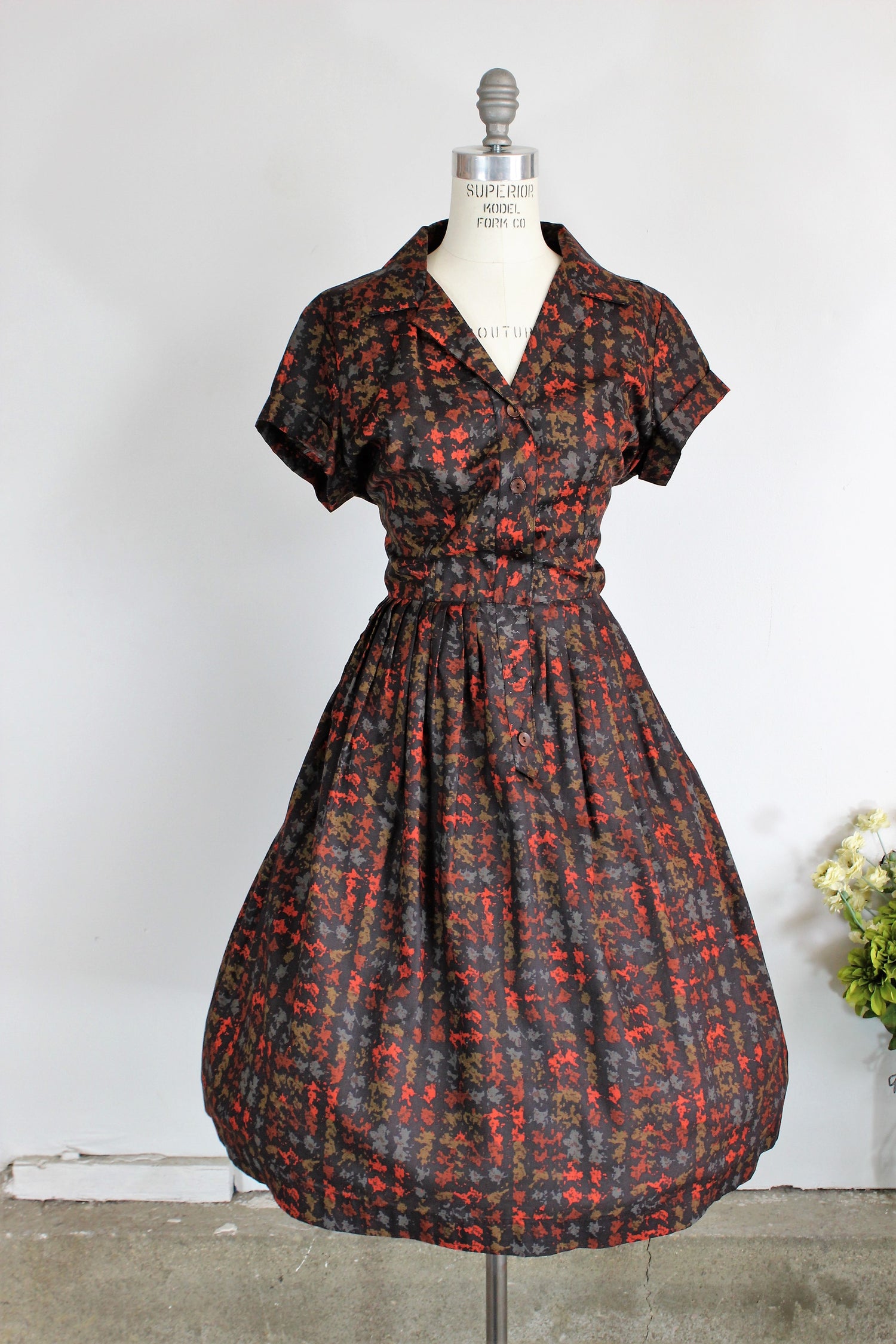 Vintage 1950s Shirtwaist Dress by Fashion First