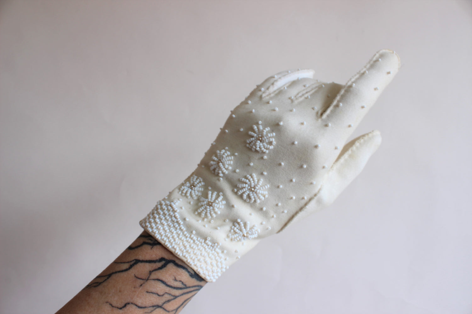 Vintage 1960s Beaded Ivory Gloves, Size 7