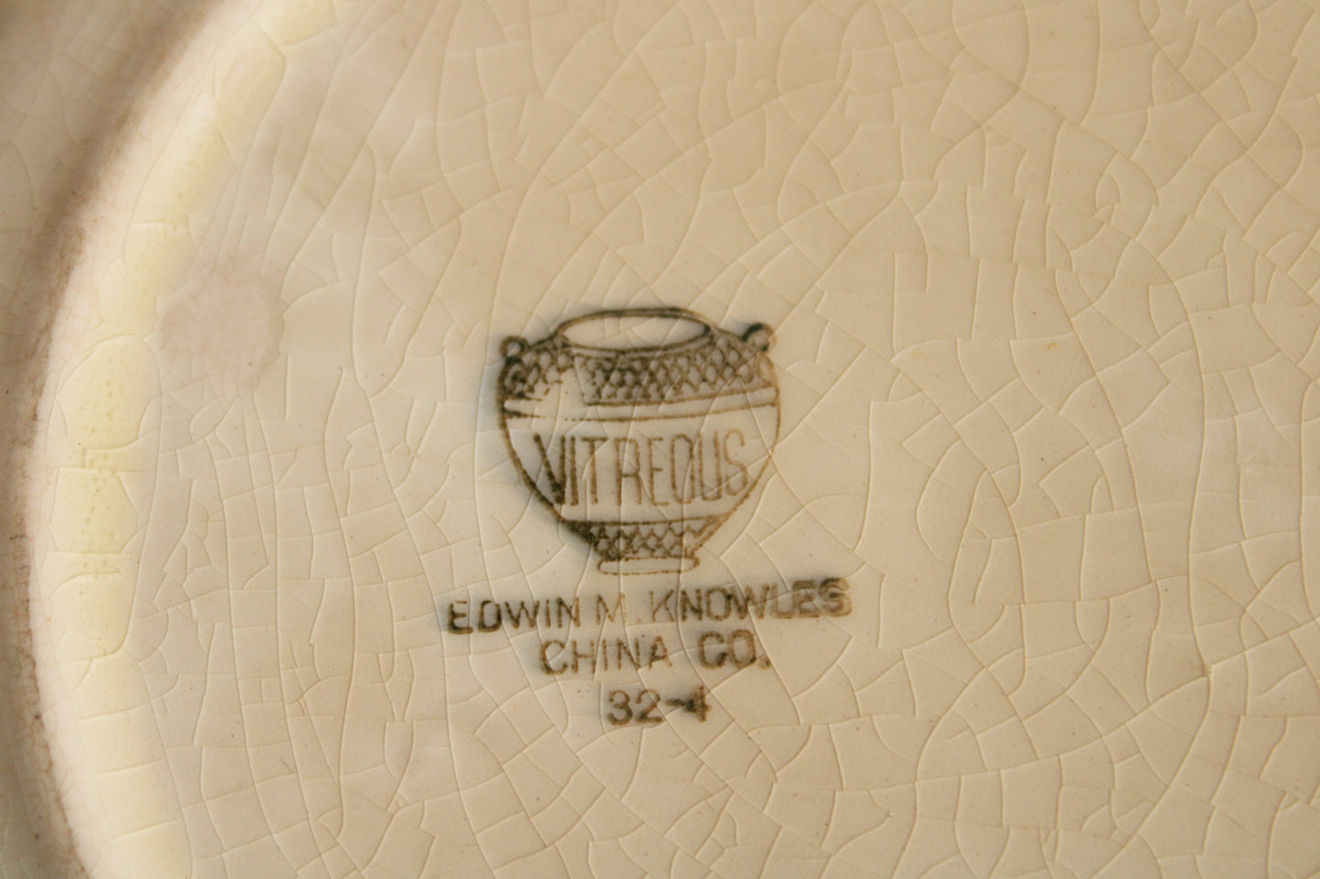 Vintage 1930s Edwin Knowles Bread Plate