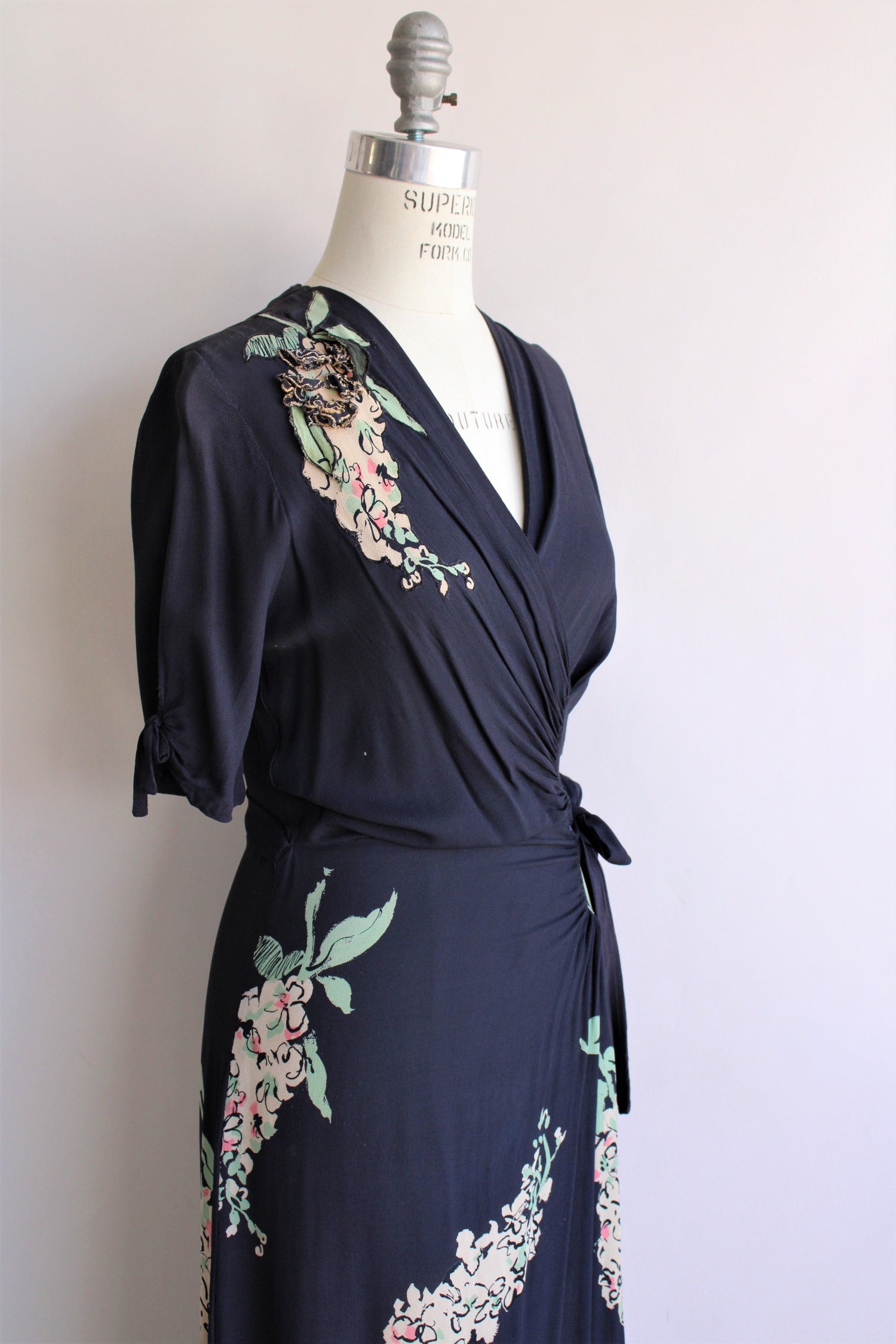 Vintage 1940s Navy Blue Floral Print Rayon Dress