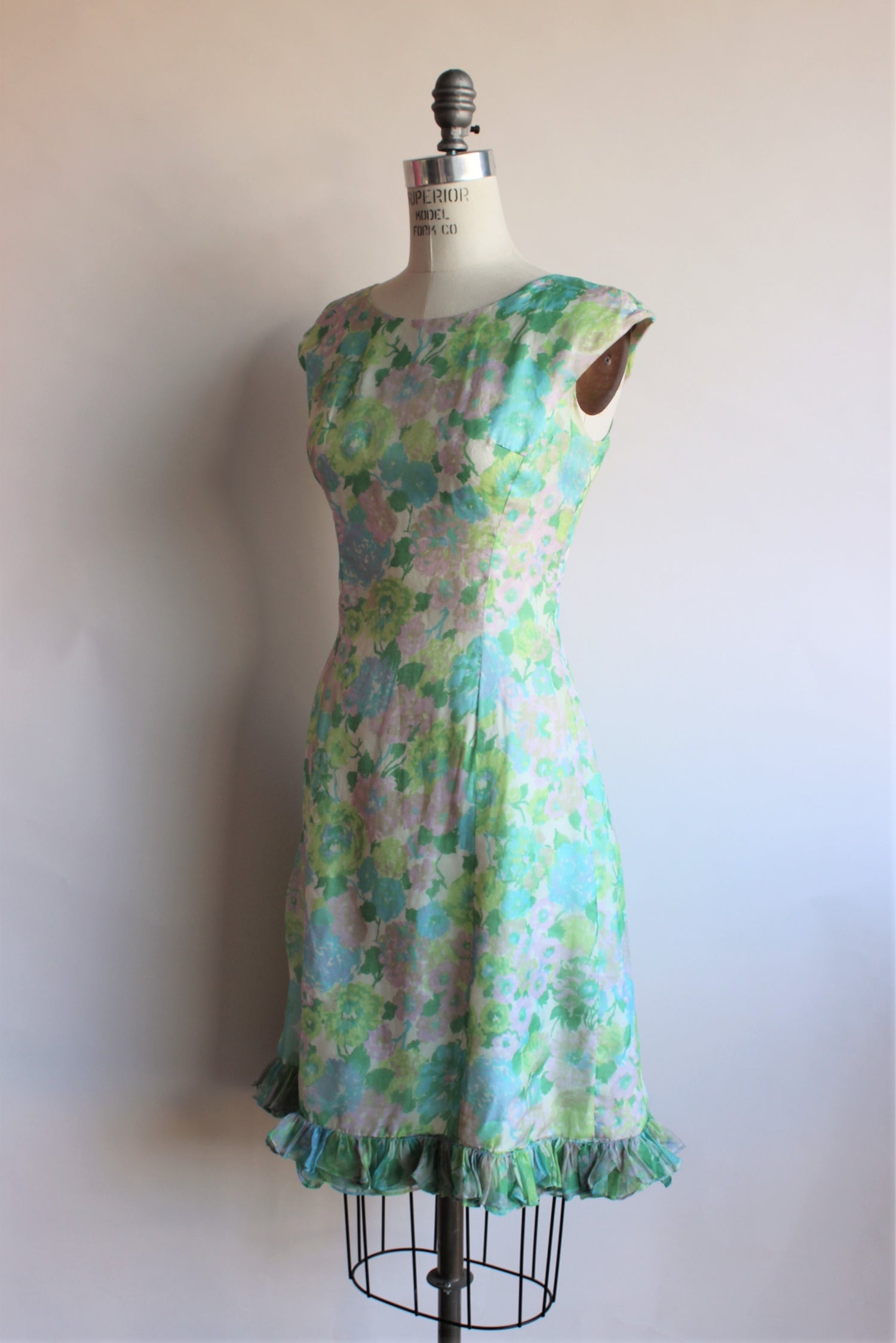 Vintage 1960s Floral Print Dress With Ruffle Hem
