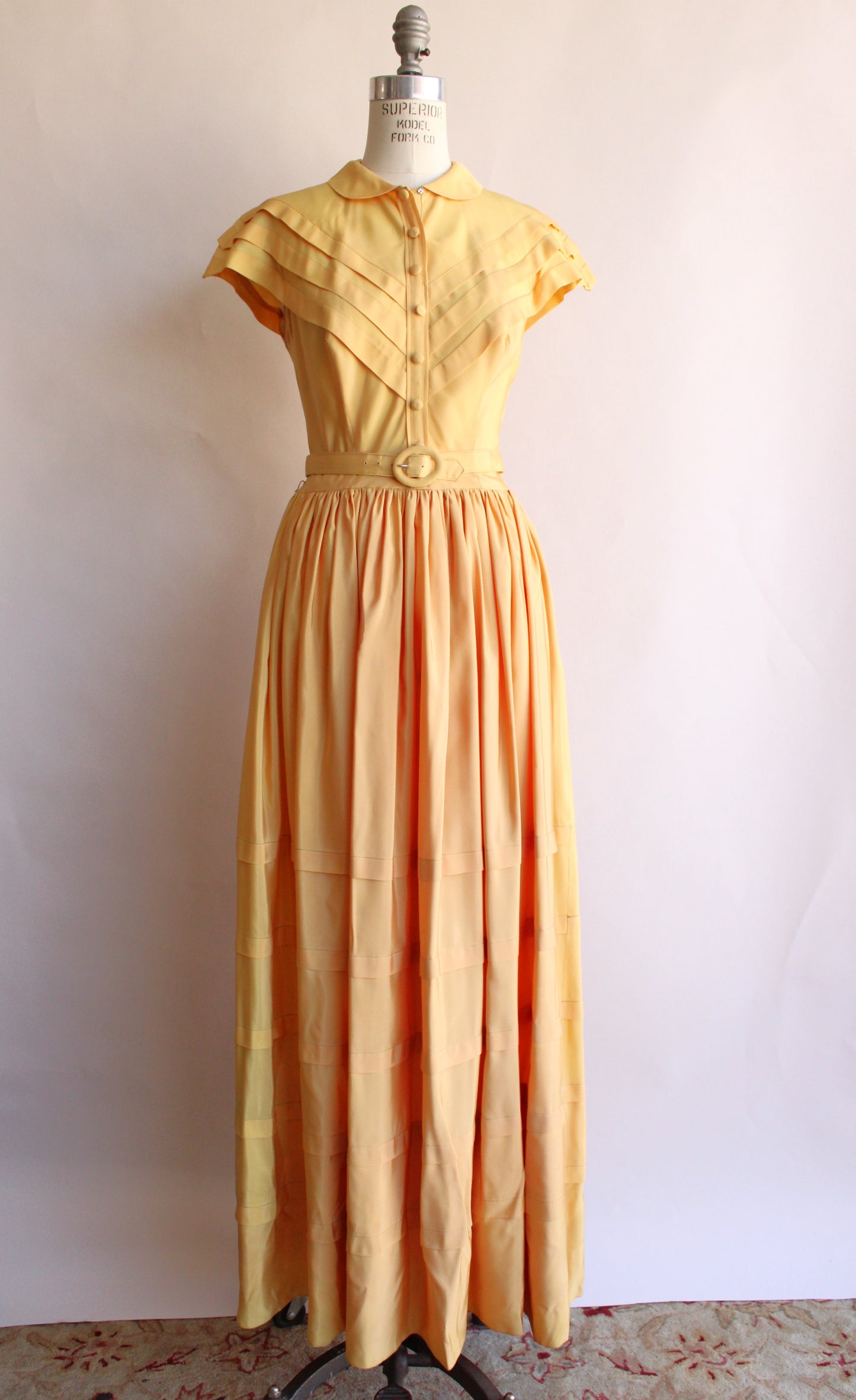 Vintage 1940s Full Length Yellow Gown with Gloves