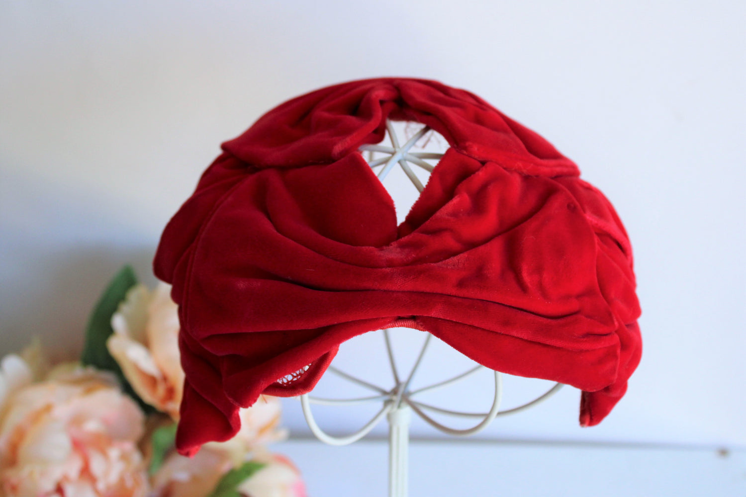 Vintage 1950s Red Velvet Curvette Hat