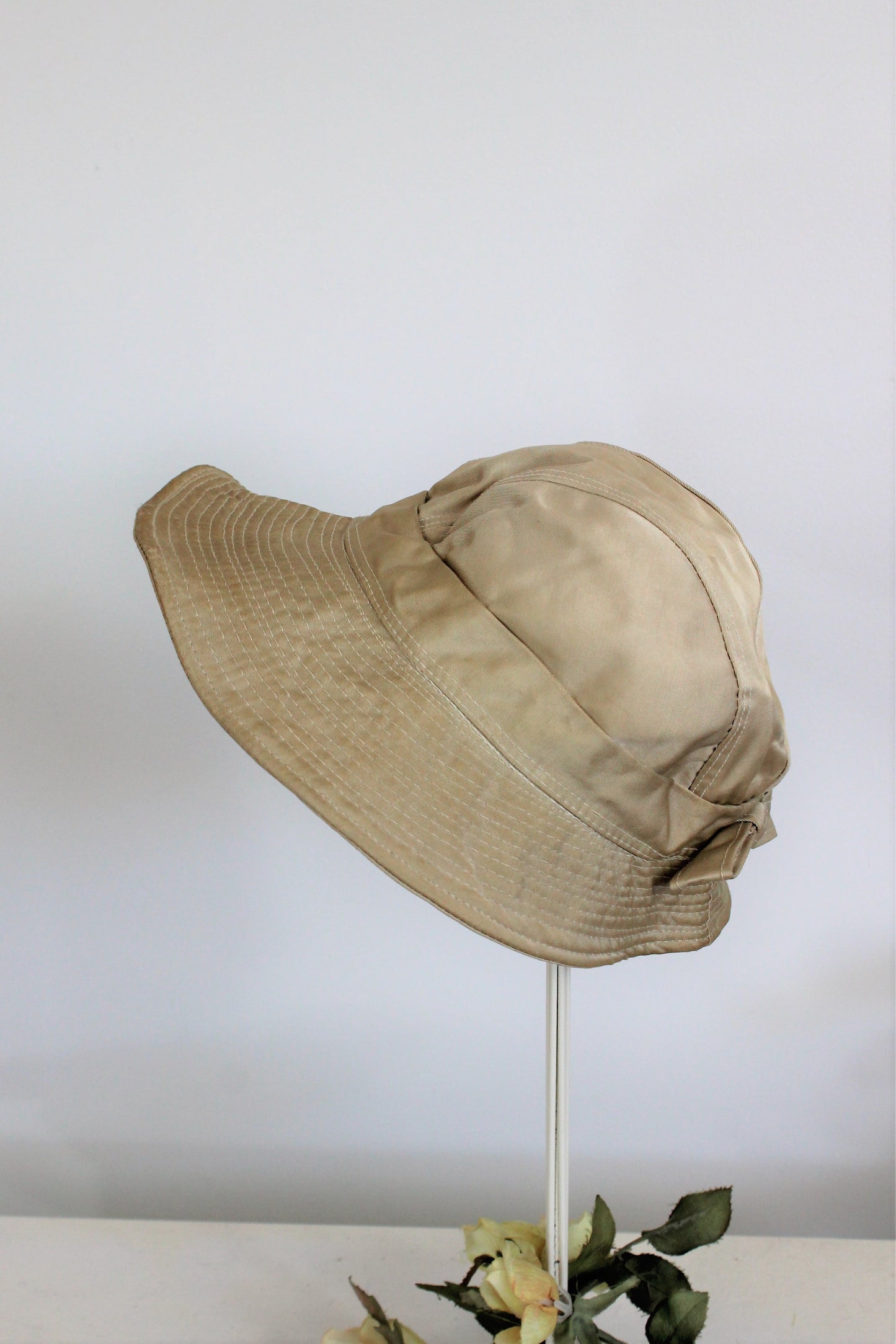 Vintage 1940s Women's Sun Hat by New York Creation