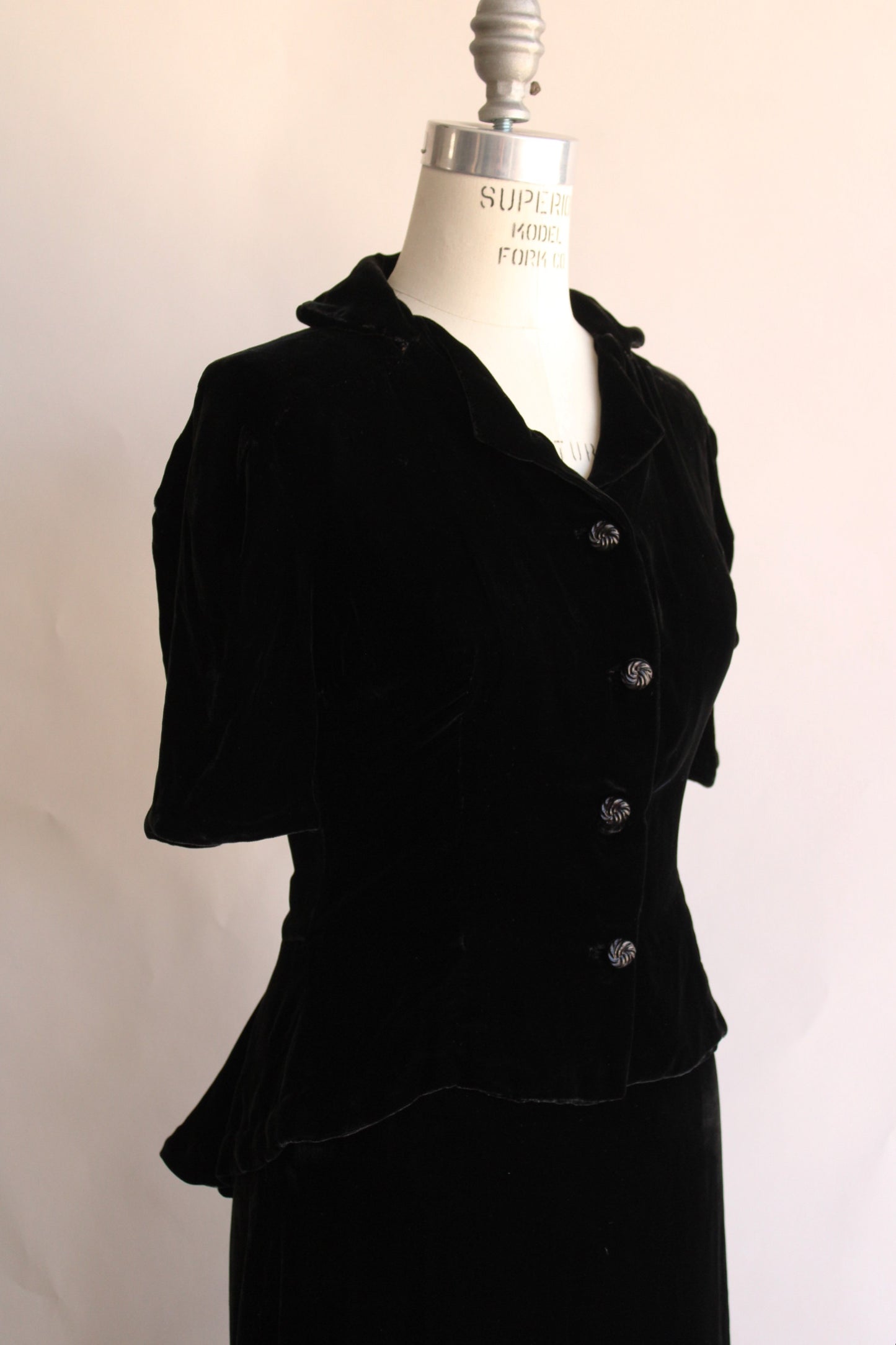 Vintage 1940 New Look Black Silk Velvet Skirt And Blouse Set