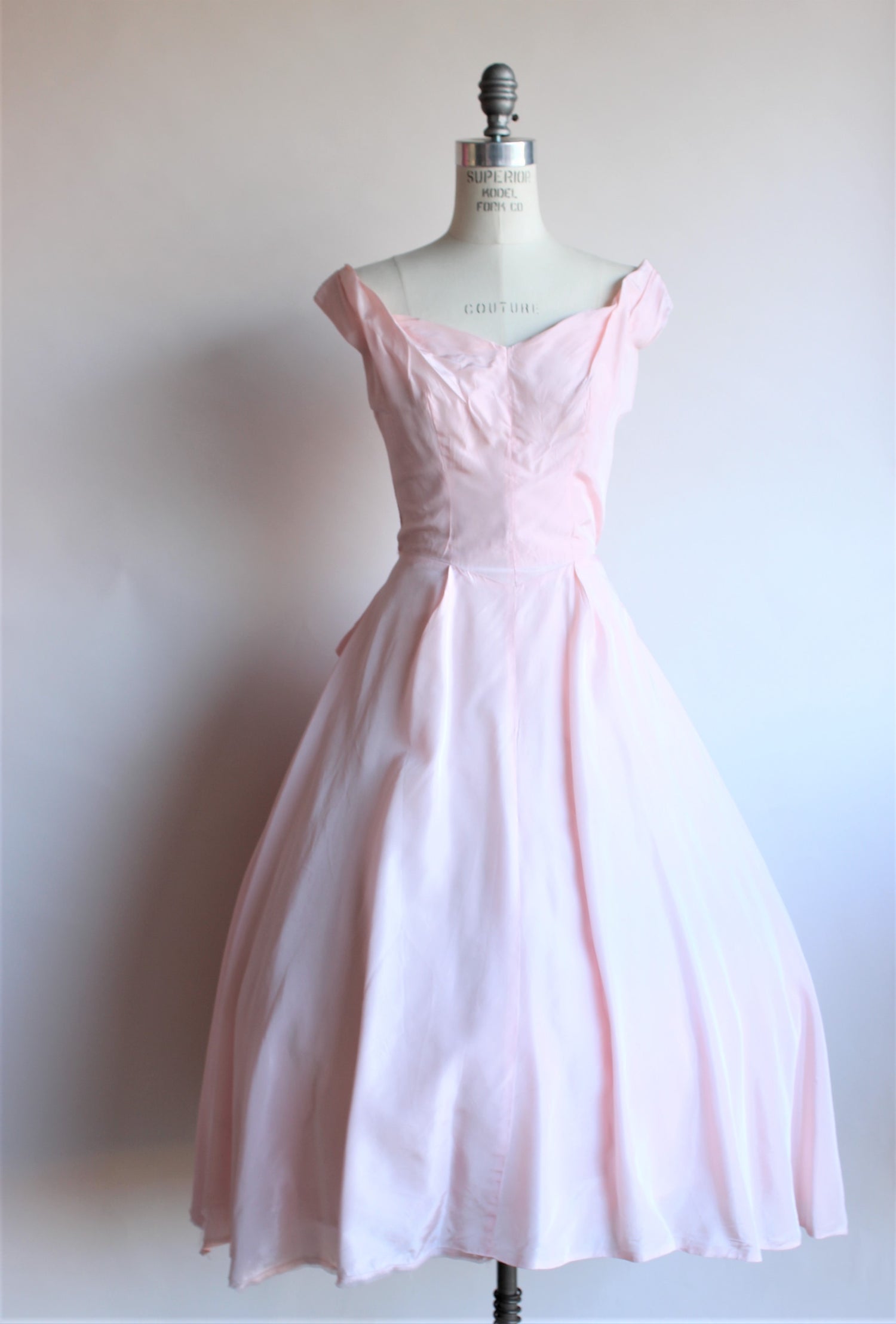 Vintage 1950s Harry Keiser Pink Taffeta Dress