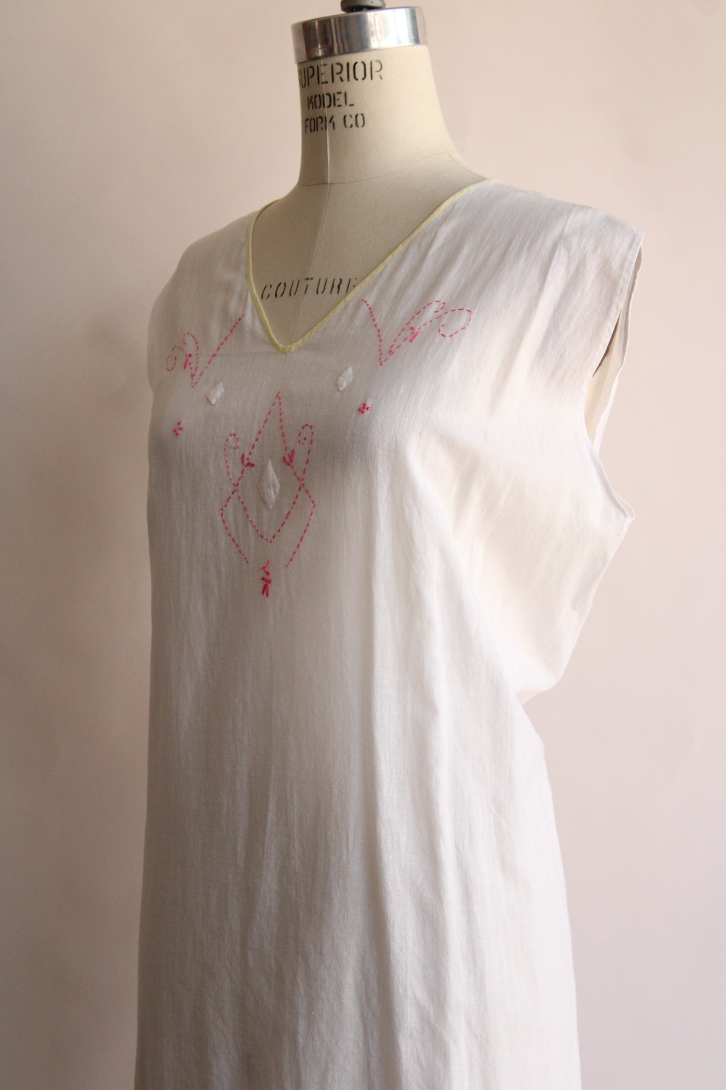 Antique 1910s 1920s White Cotton Embroidered Nightgown