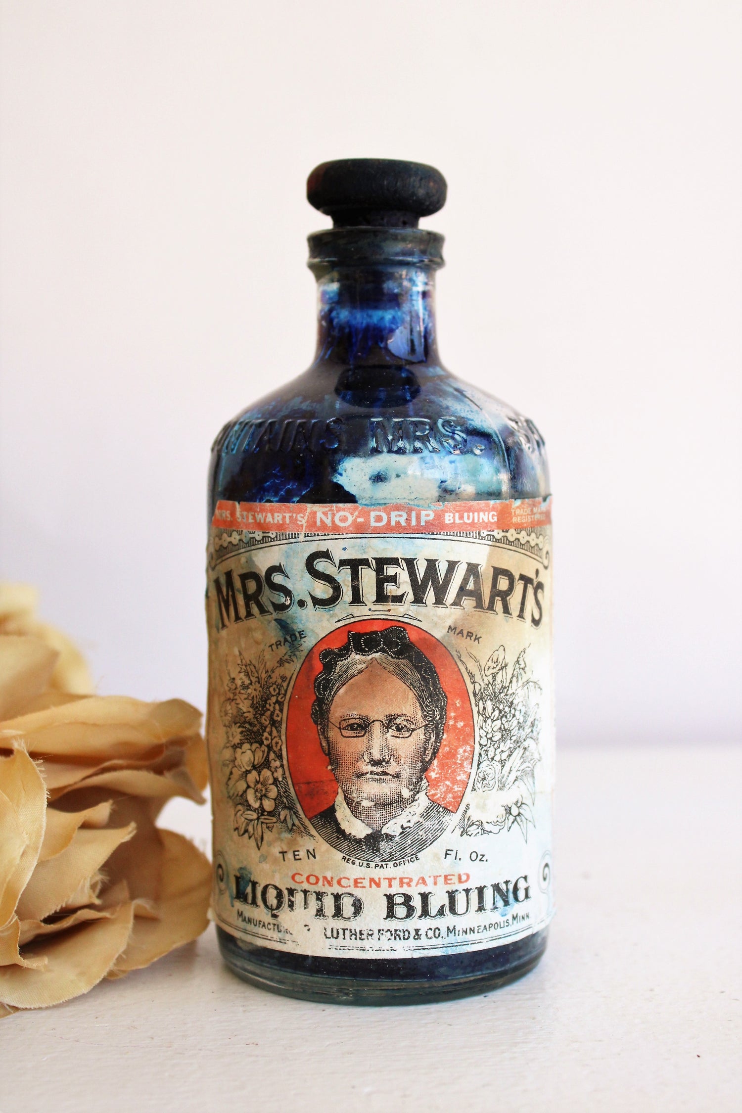 Vintage 1940s Mrs Stewarts Bluing Laundry Bottle