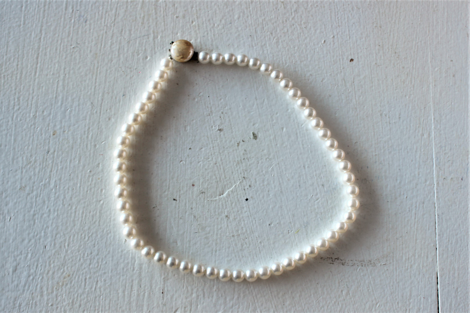 Vintage 1960s Faux Pearl Choker Necklace