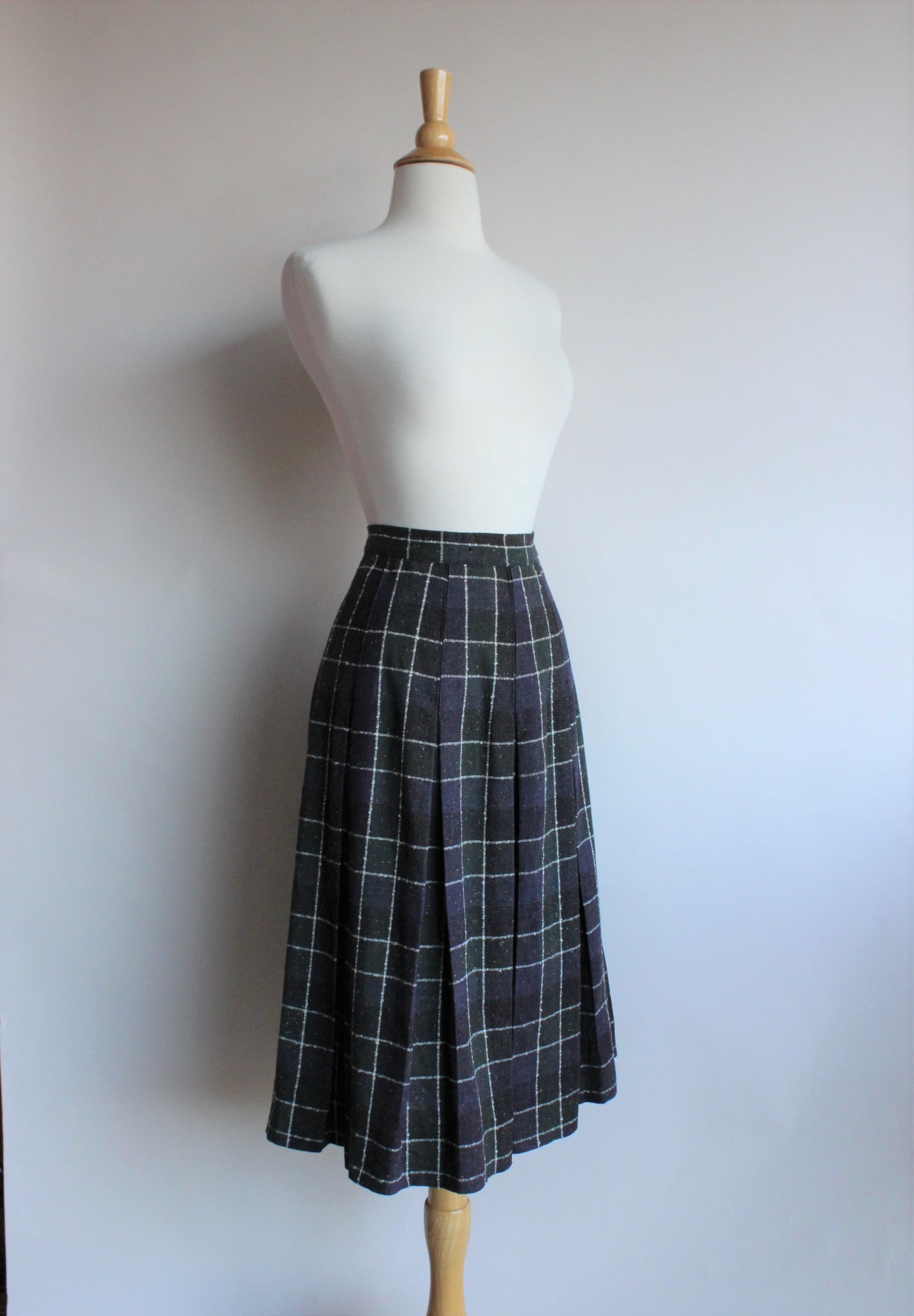 Vintage 1960s Plaid Wool Campus Casuals Pleated Skirt