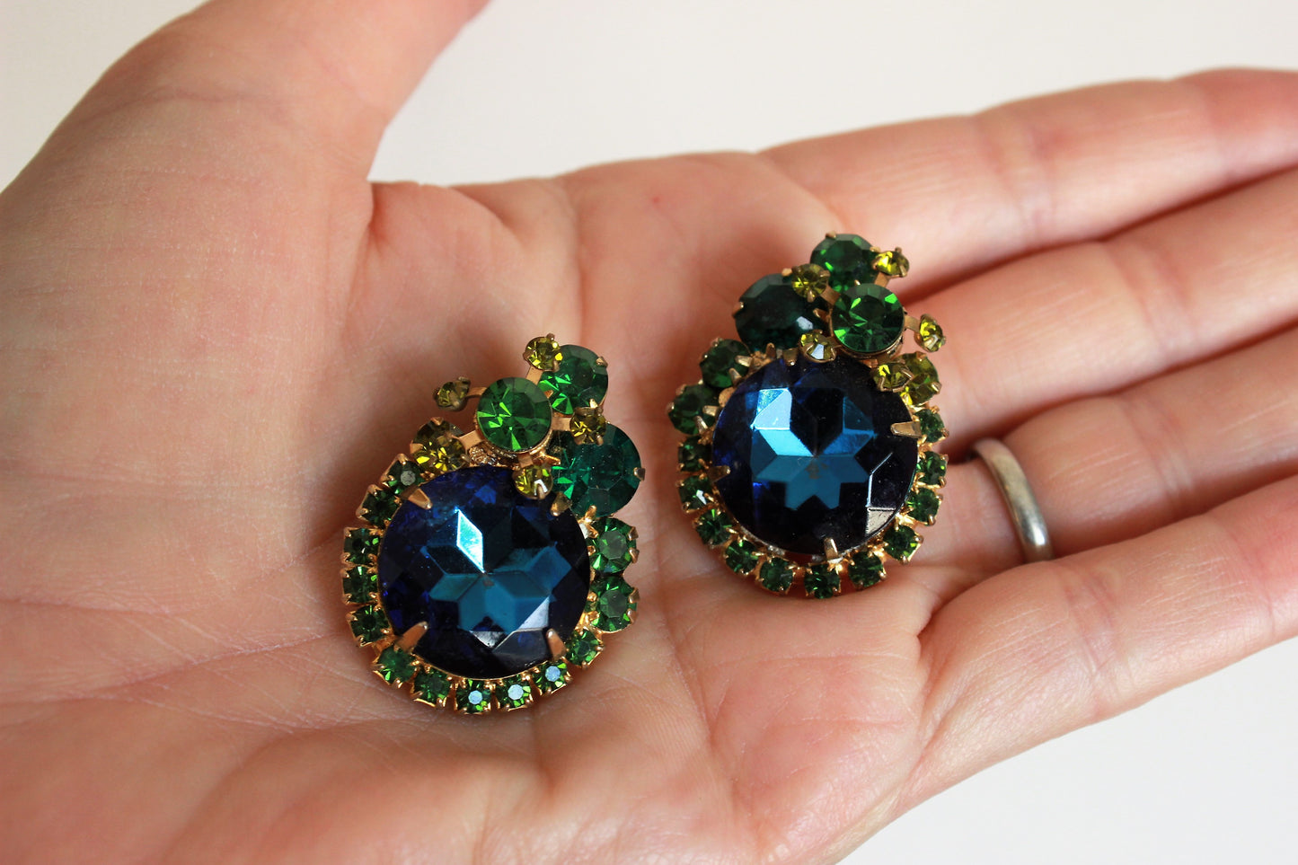 Vintage 1950s Blue and Green Rhinestone Statement Necklace And Earring Set 