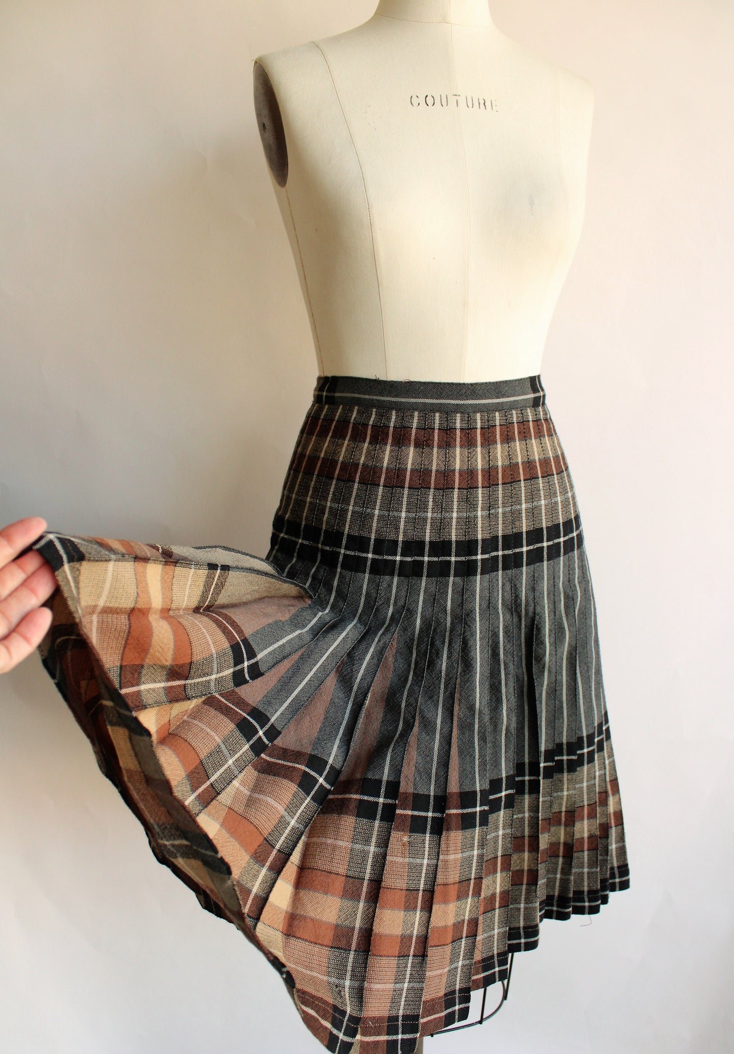 Vintage 1960s Plaid Wool Skirt by Highland Queen, Reversible!