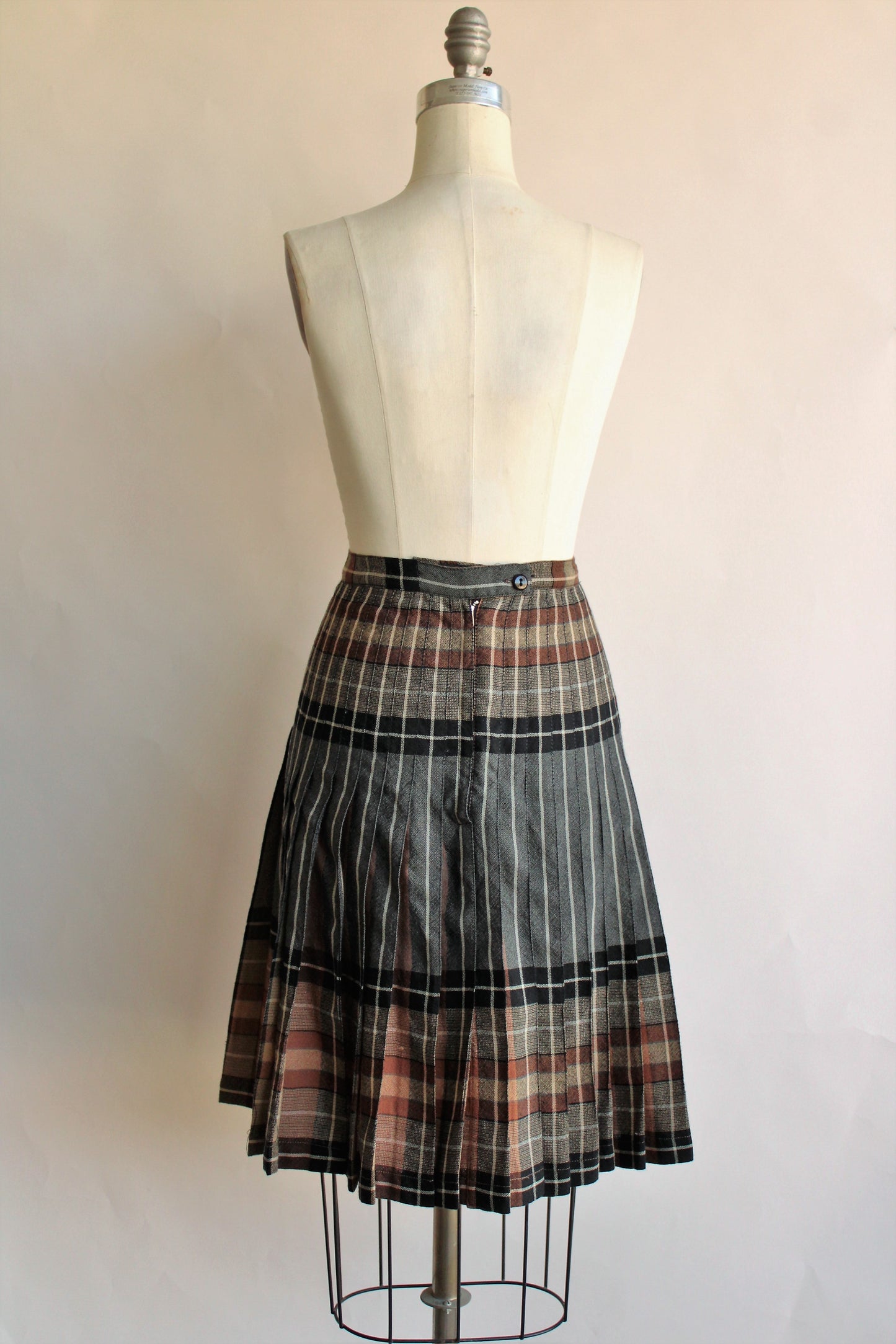 Vintage 1960s Plaid Wool Skirt by Highland Queen, Reversible!