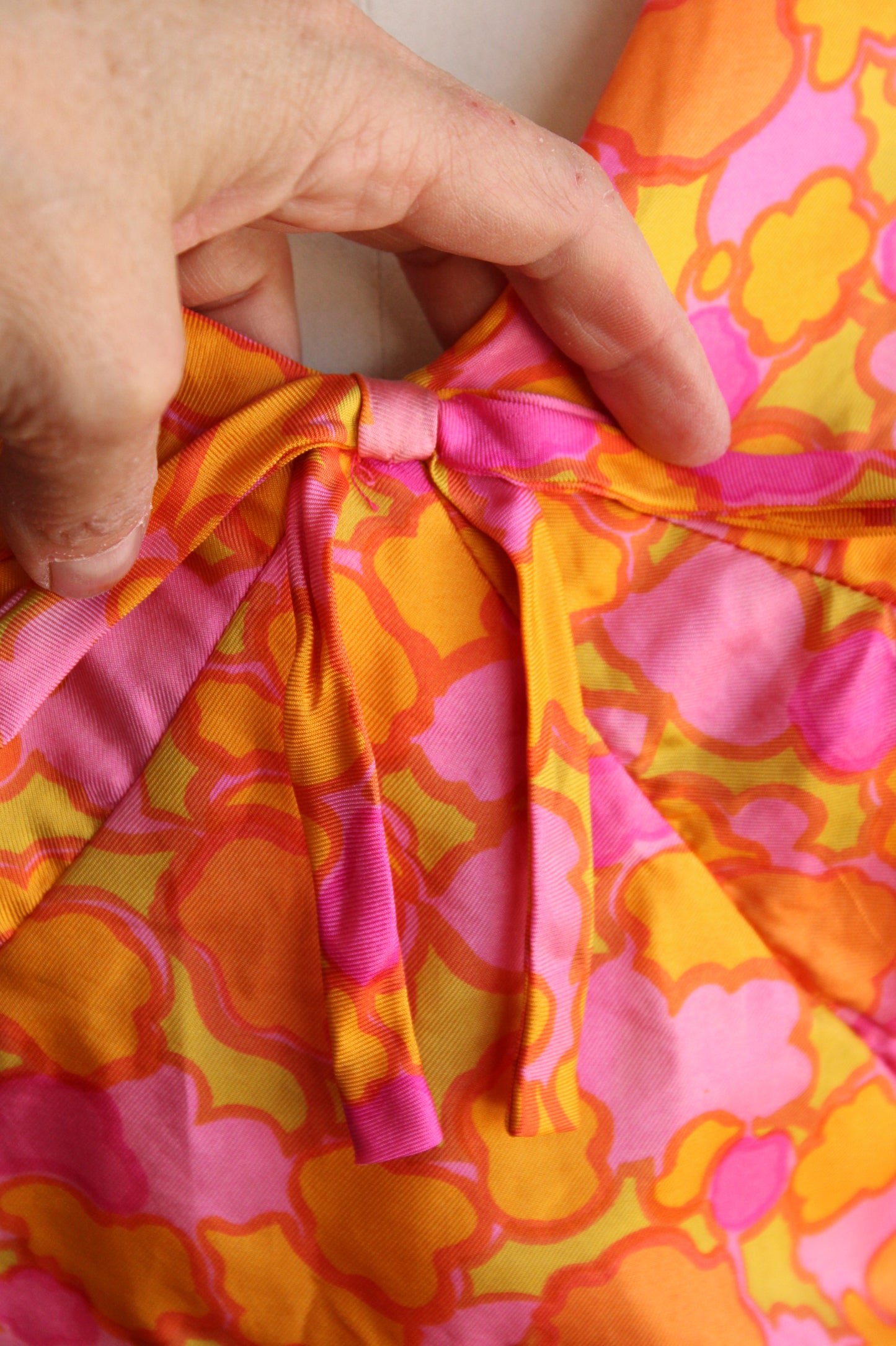 Vintage 1960s Silk Dress in Pink and Orange With a Bow