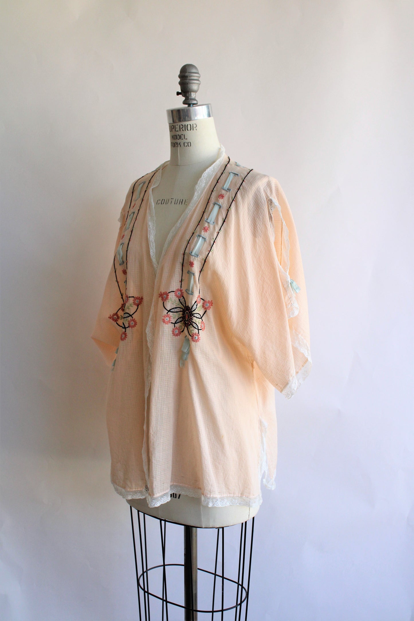 Vintage 1920s Butterfly Bed Jacket in Peach Cotton