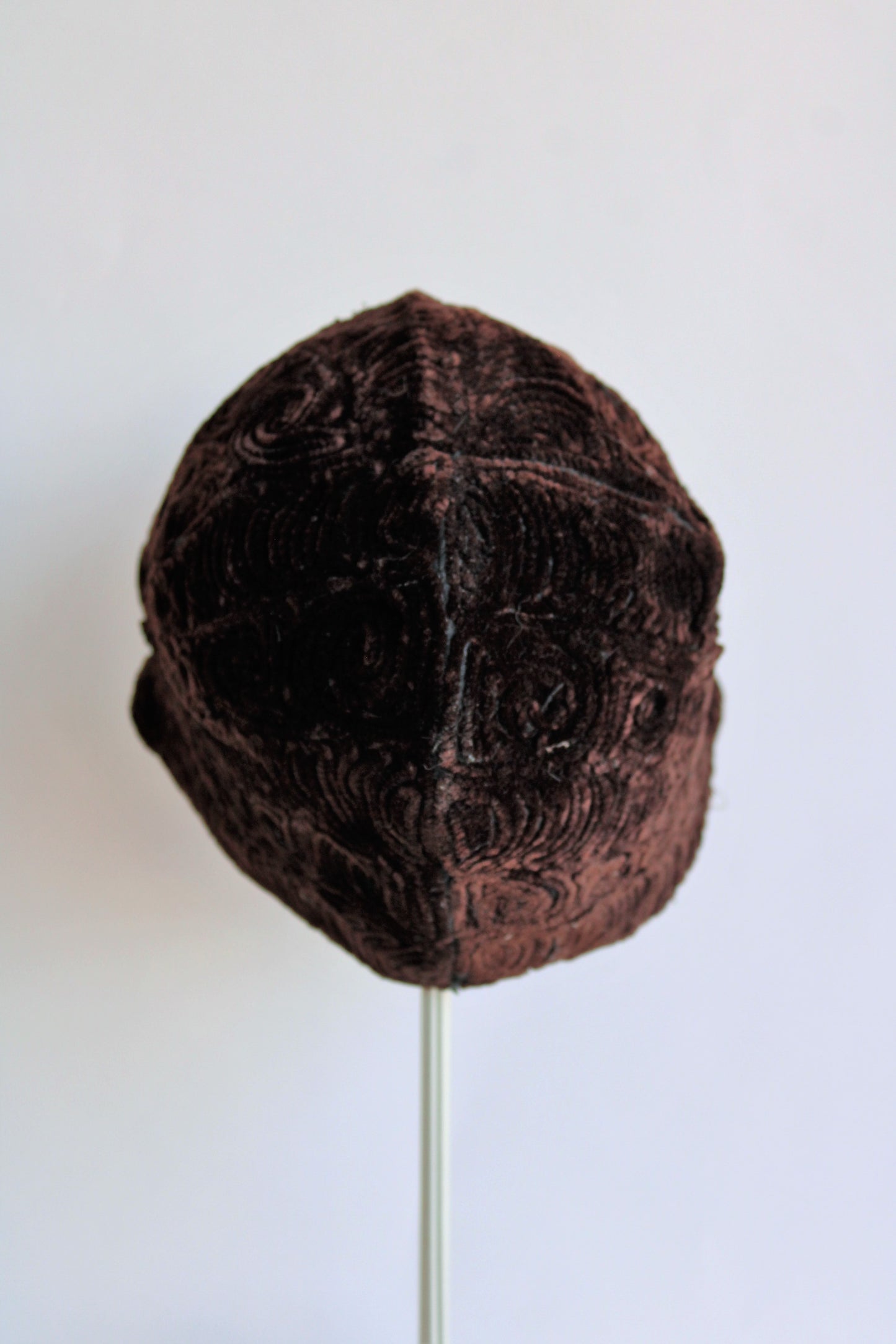 Vintage 1920s Brown Velvet Cloche Hat