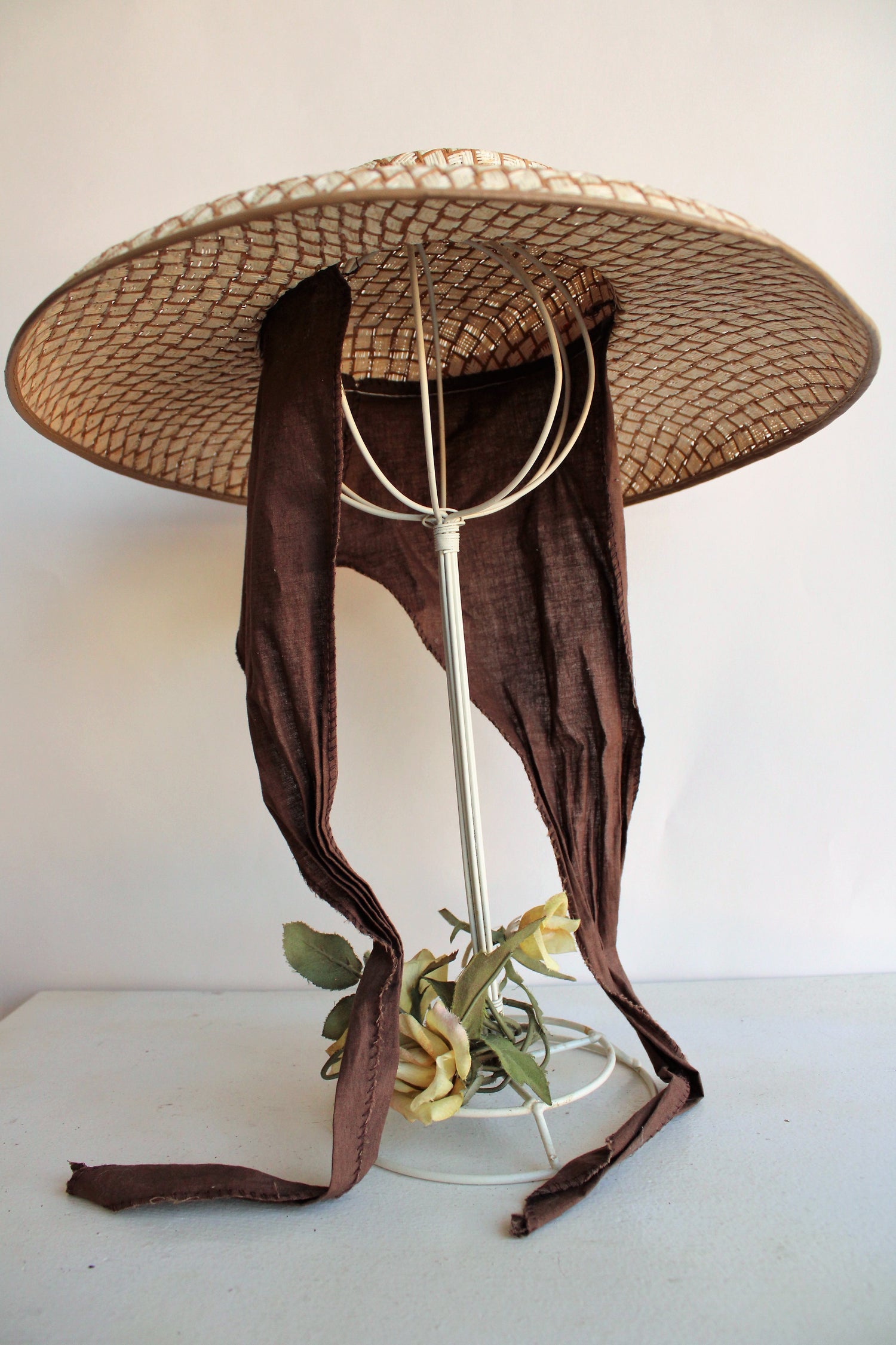 Vintage 1950s Straw Hat with Scarf Tie