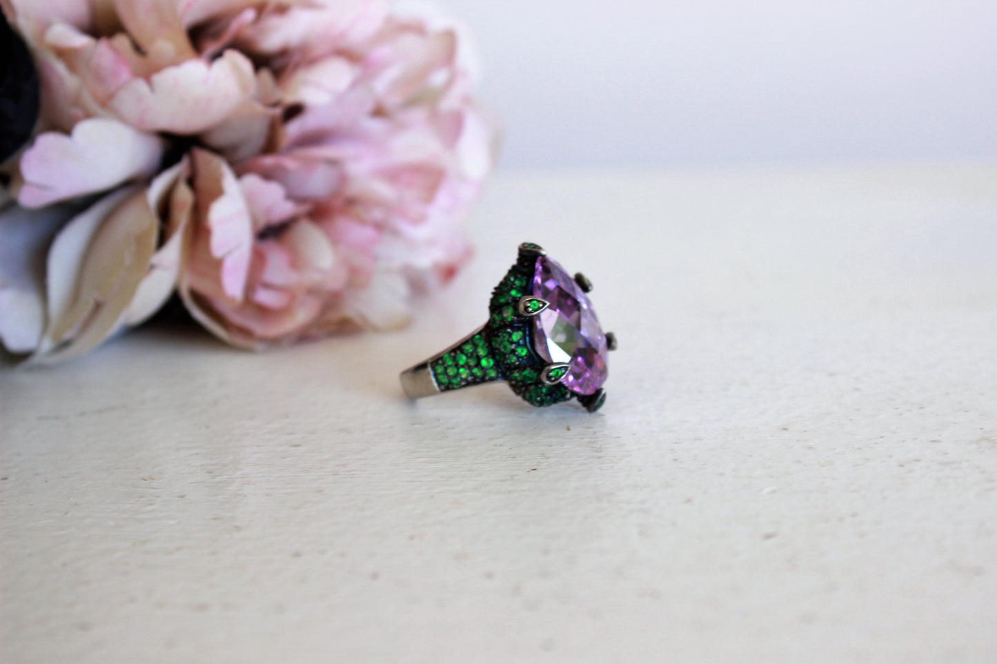 Vintage Statement Ring in Sterlling Silver and Amethyst