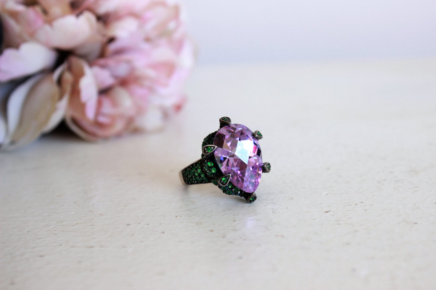 Vintage Statement Ring in Sterlling Silver and Amethyst