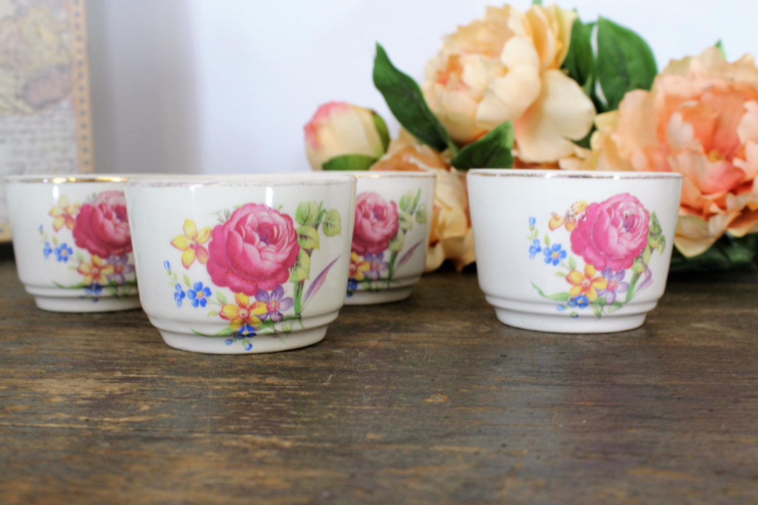 Vintage 1970s 1980s Dessert or Coffee Cups Set of Four