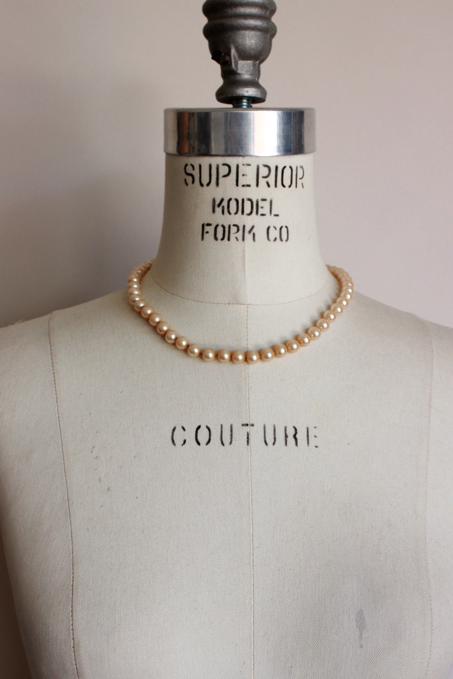 Vintage 1950s Faux Pearl Necklace