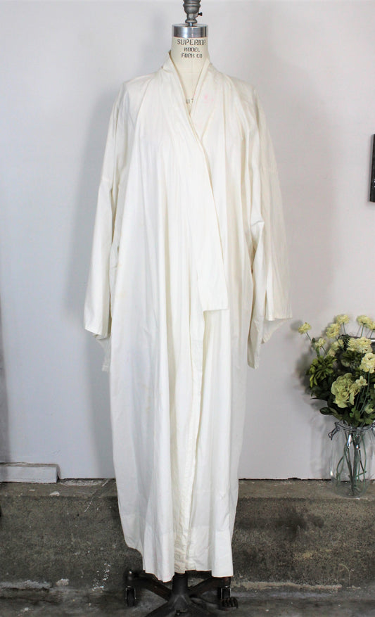 Vintage White Cotton Kimono Hollywood Costume