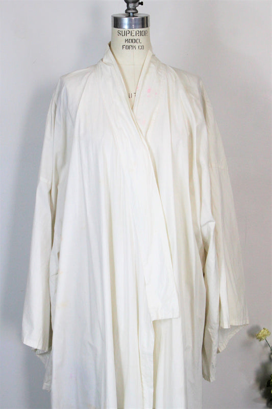 Vintage White Cotton Kimono Hollywood Costume