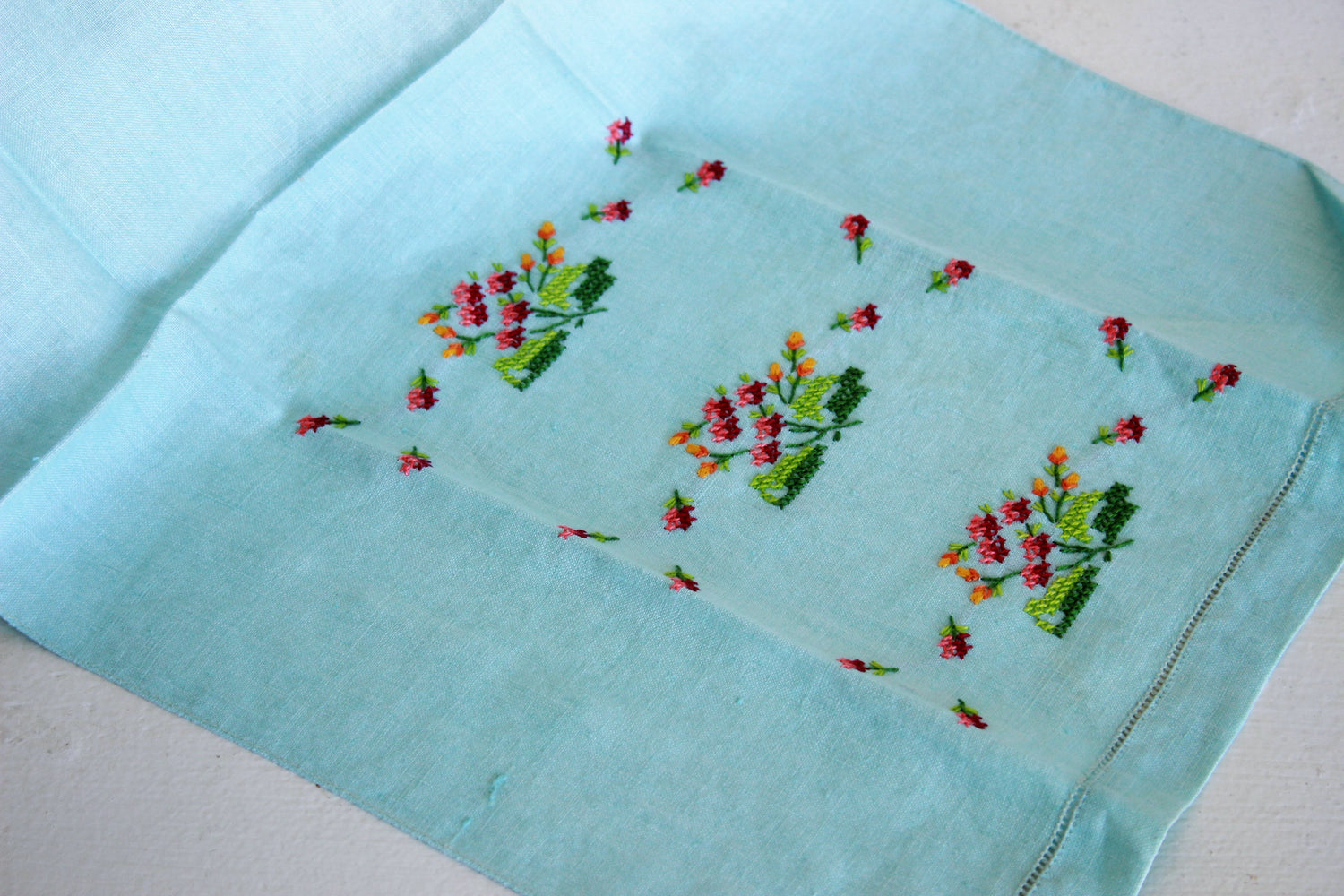 Vintage 1950s 1960s Mint Green Cross Stitch Fingertip Towel – Toadstool ...