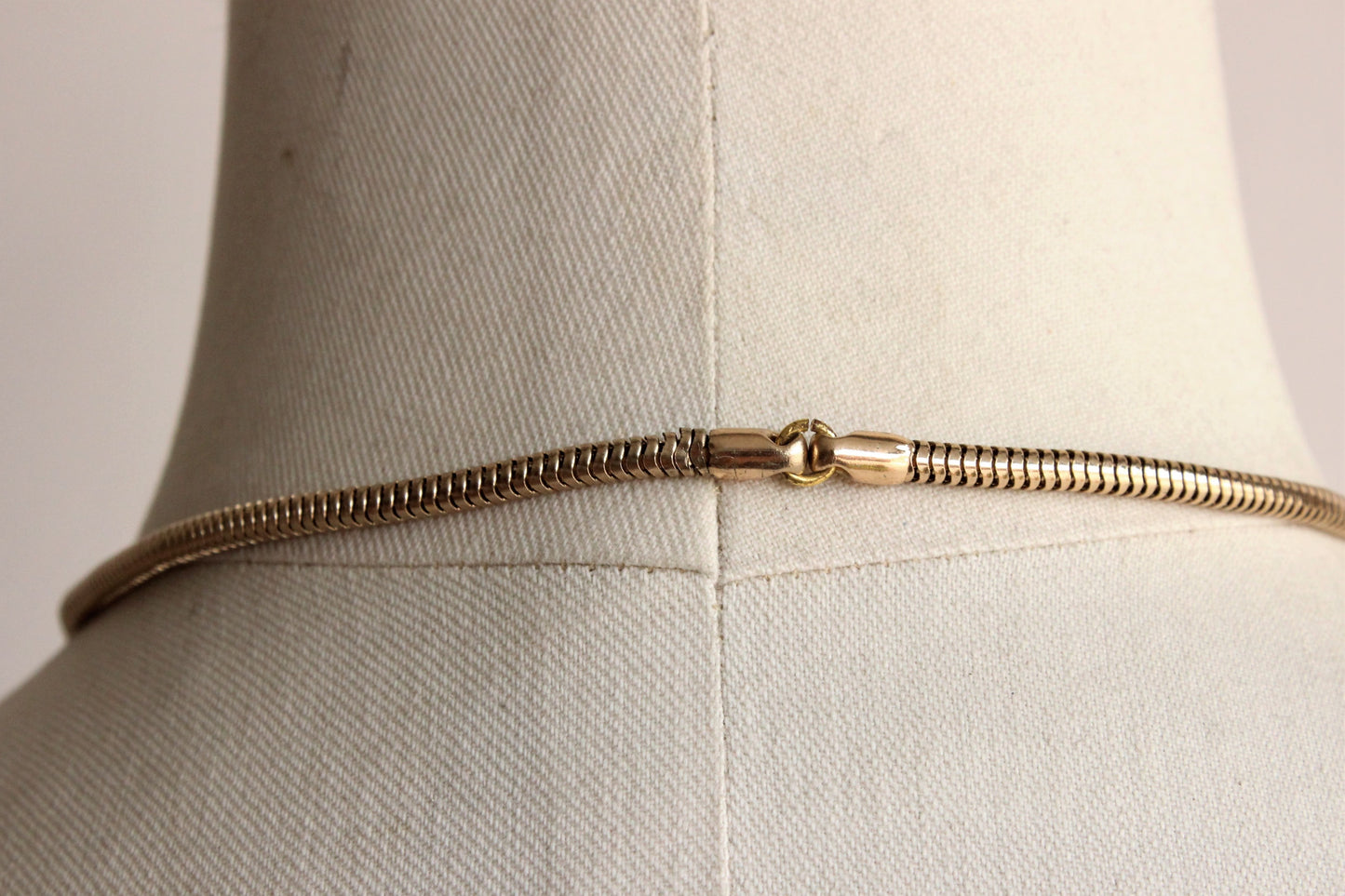 Vintage 1990s Gold Metal tassel Necklace