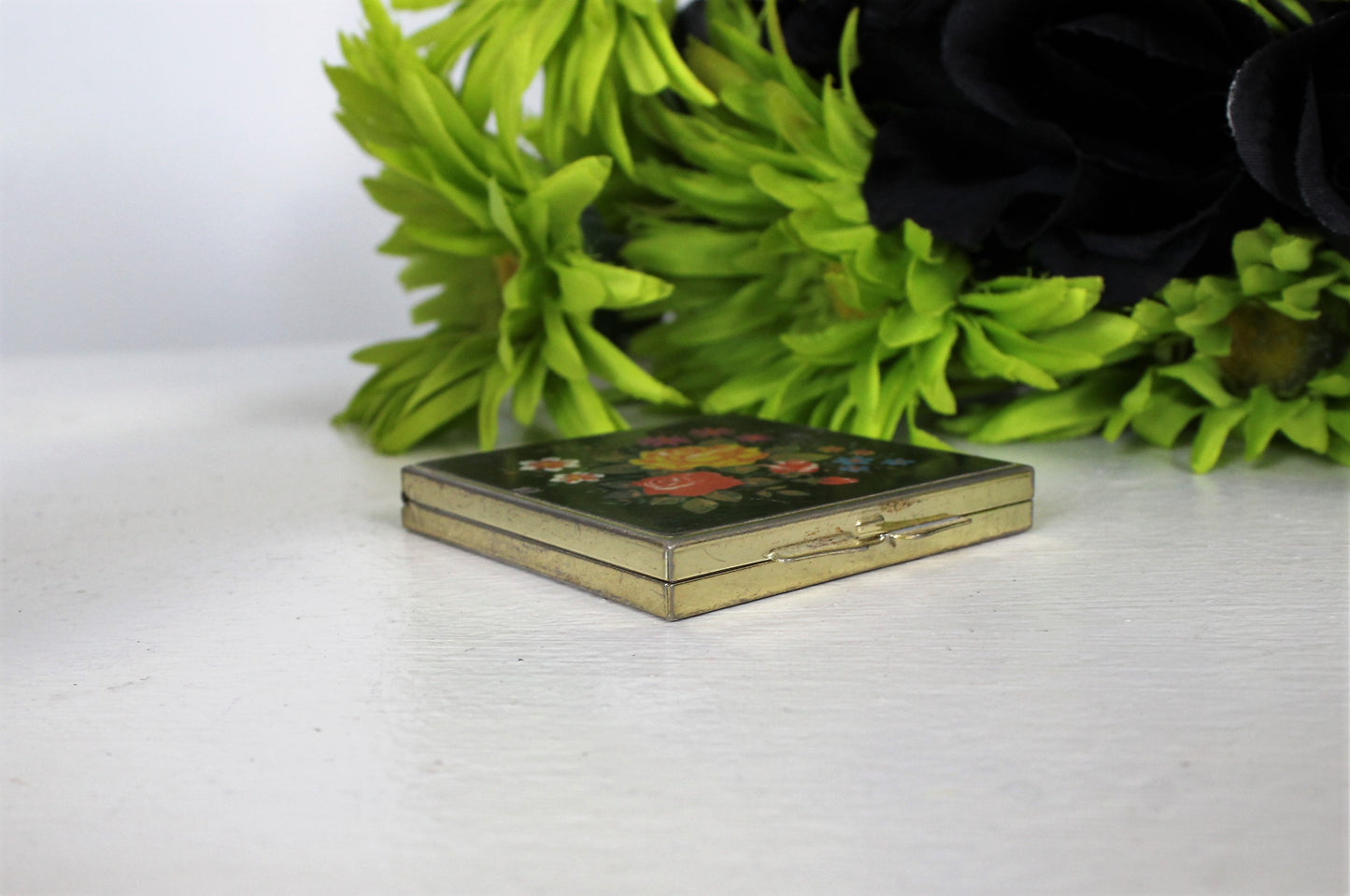 Vintage 1960s Pill Box With Floral Lid