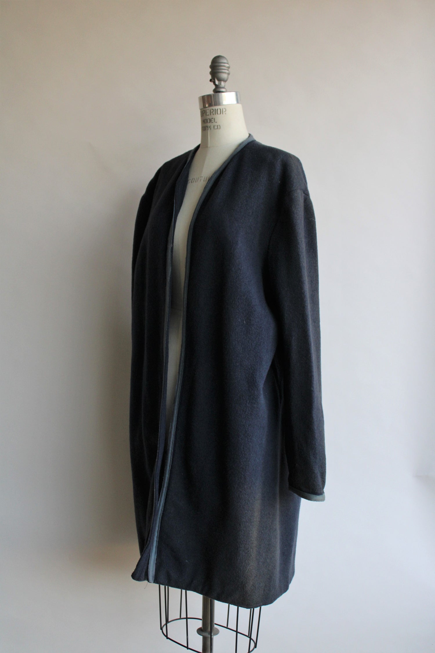 Vintage 1950s 1960s Coat In Navy Blue Wool