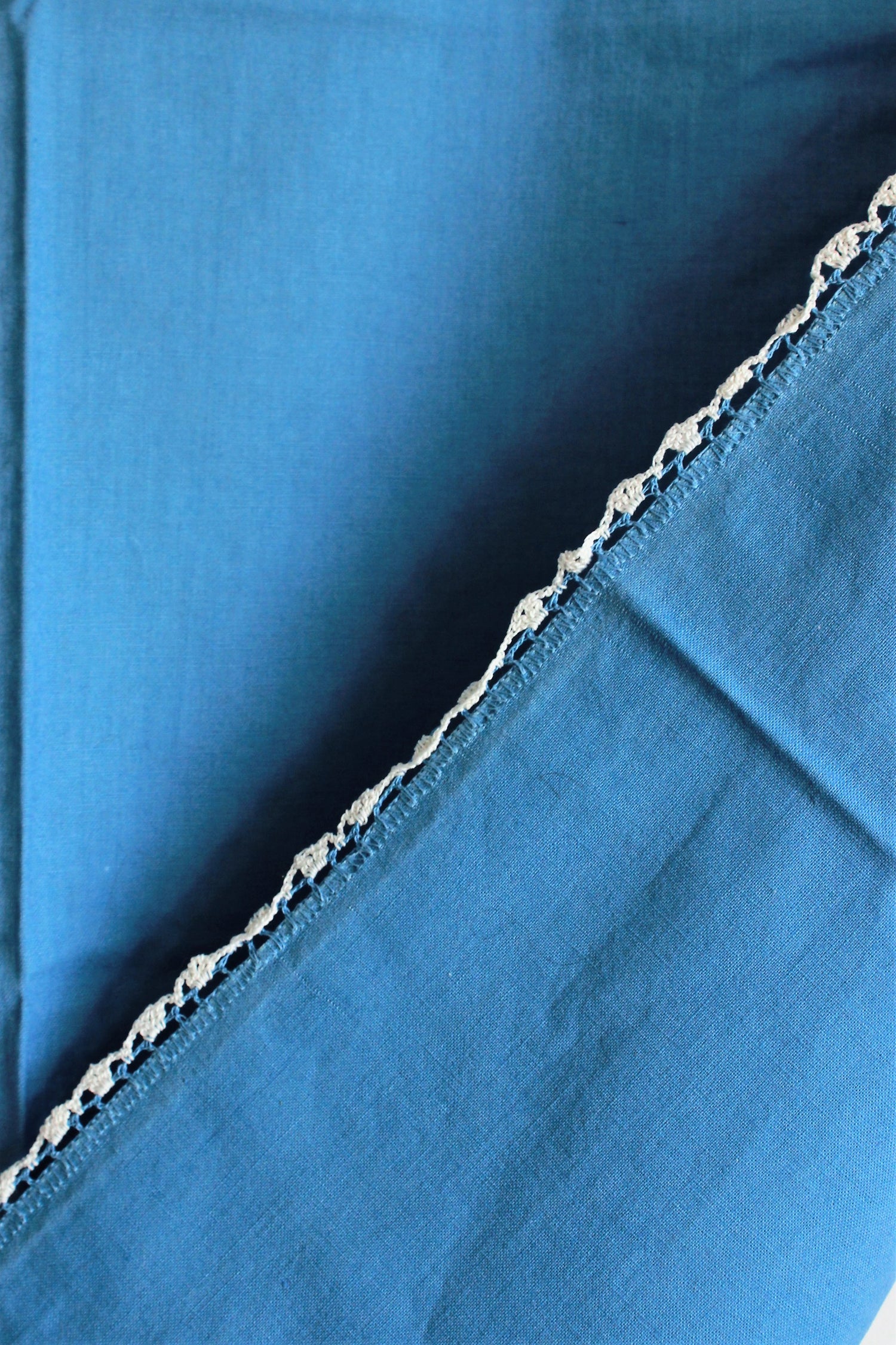 Vintage 1950s Blue Square Tablecloth
