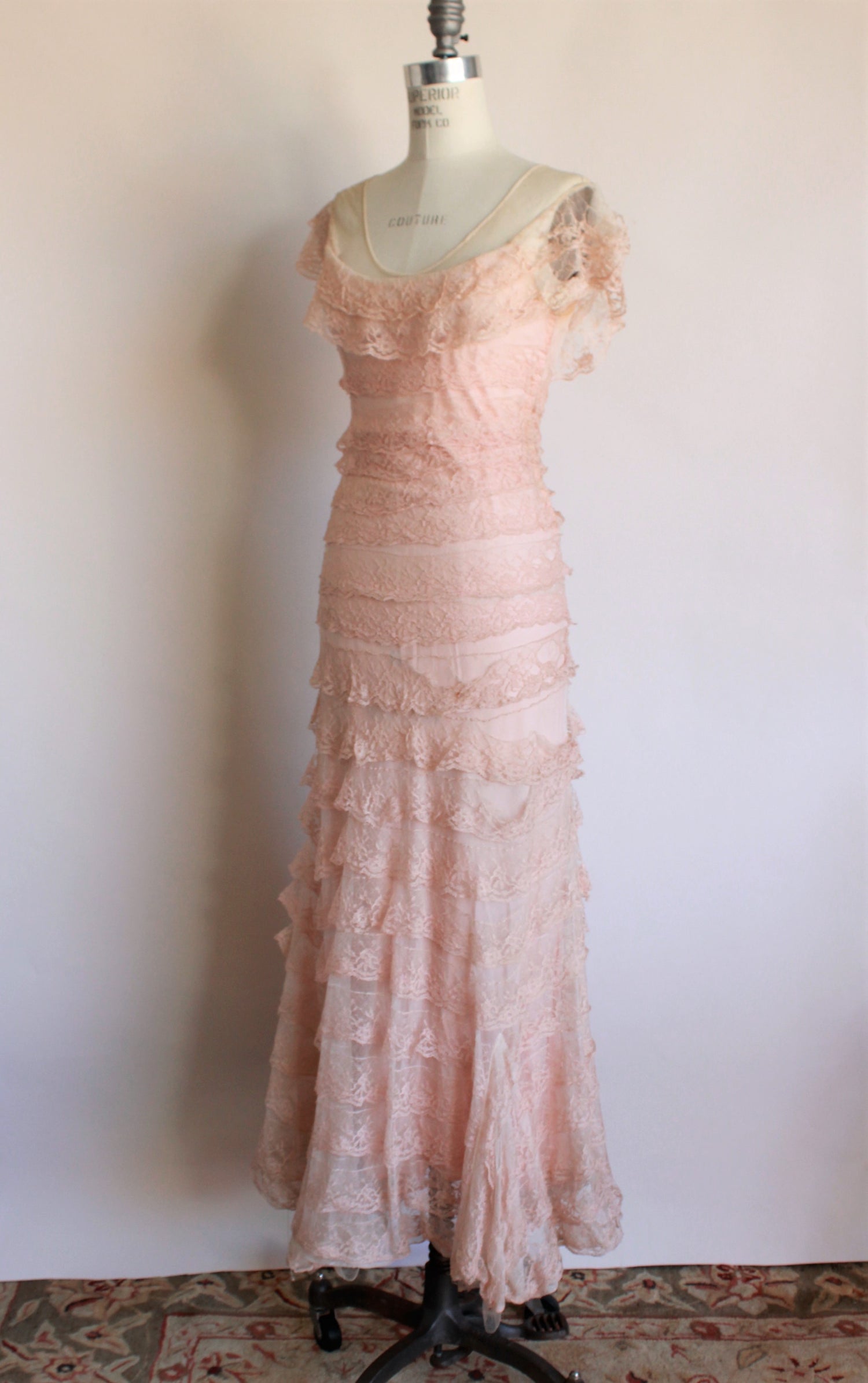 Vintage 1930s Blush Pink Lace Formal Dress