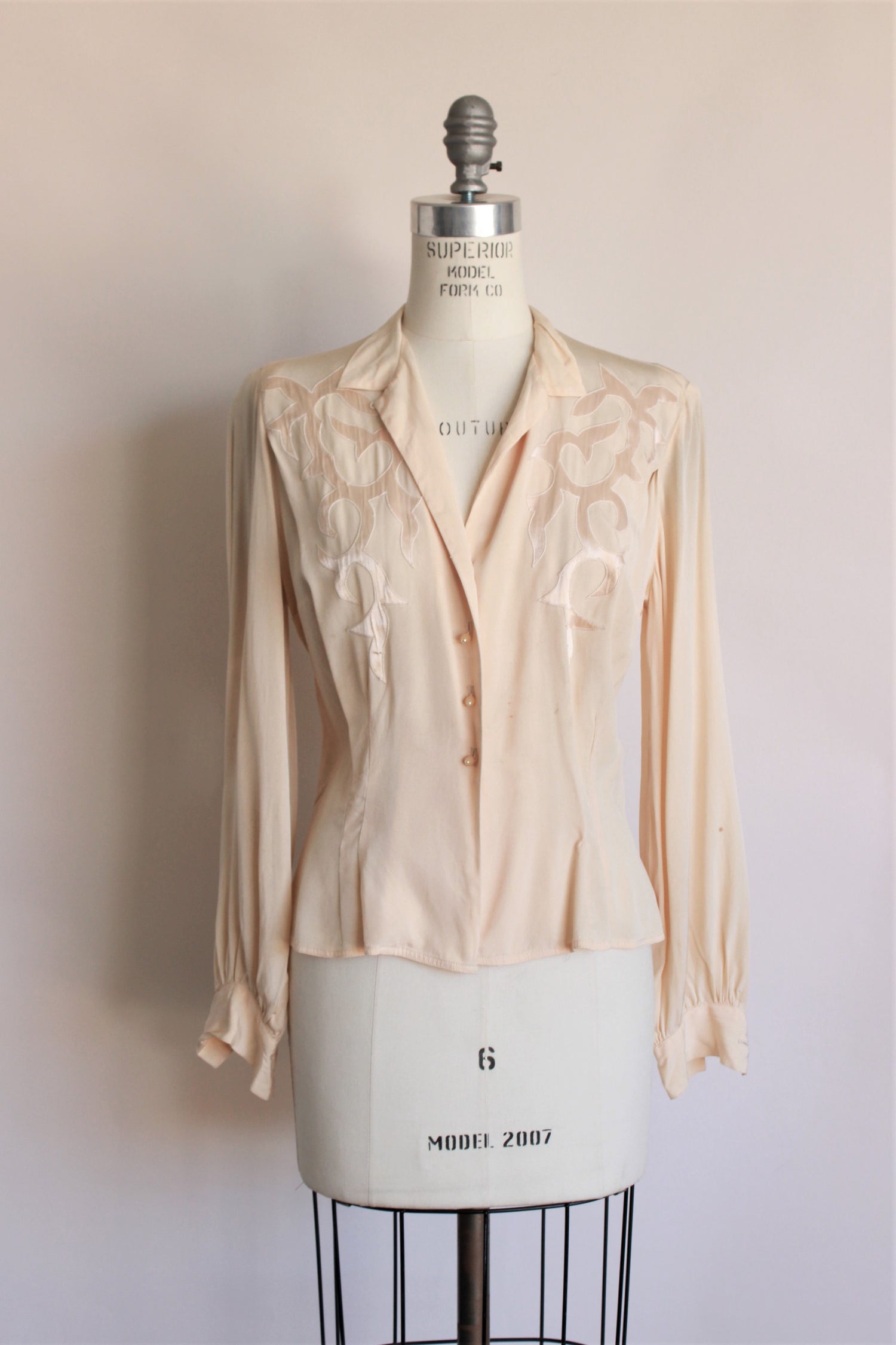 Vintage 1950s Dorthy Korby Ivory Blouse With Silk Trim