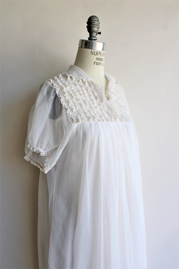 Vintage 1960s White Babydoll Nightie with Lace Trim – Toadstool Farm ...