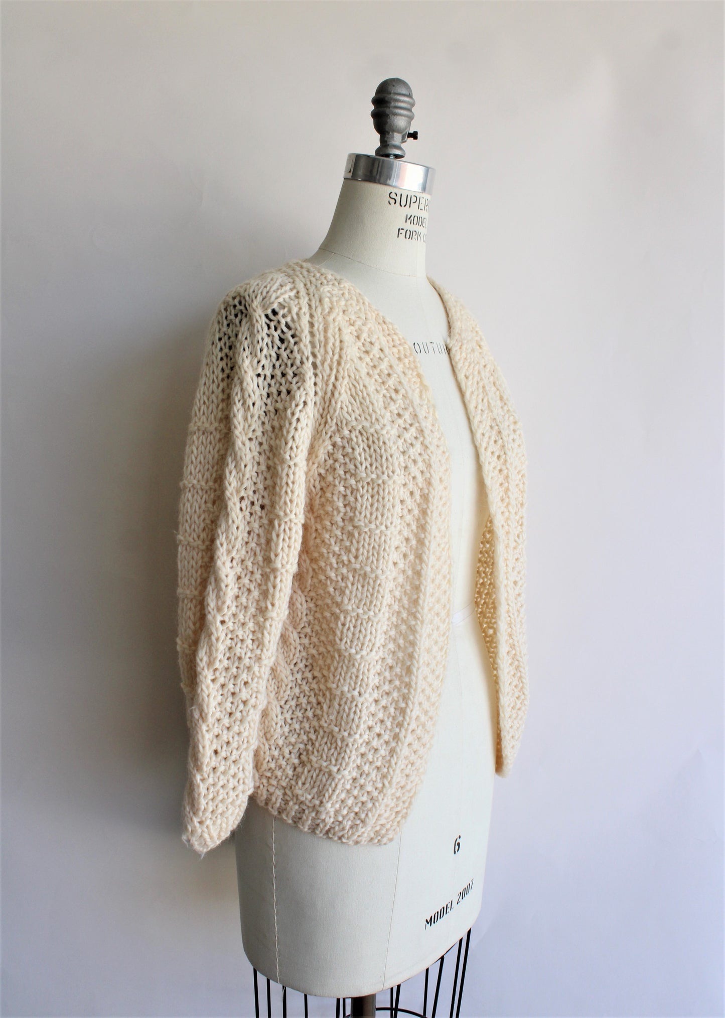 Vintage 1960s 1970s Handknit Ivory Cardigan Sweater