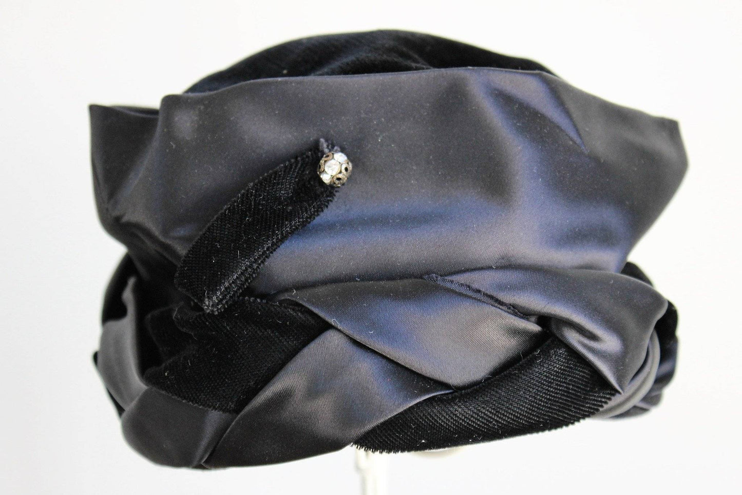 Vintage 1960s Black Velvet Pillbox Hat-The Black Velvet Emporium-1960s,hat,millnery,pillbox,rhinestone bead,satin,turban,velvet,Vintage