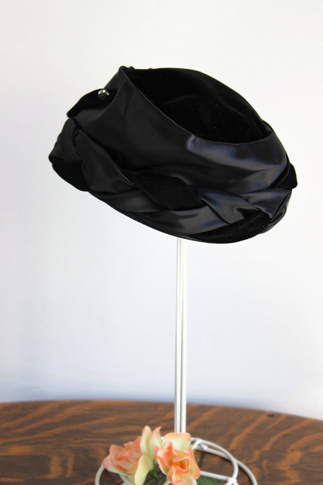 Vintage 1960s Black Velvet Pillbox Hat-The Black Velvet Emporium-1960s,hat,millnery,pillbox,rhinestone bead,satin,turban,velvet,Vintage