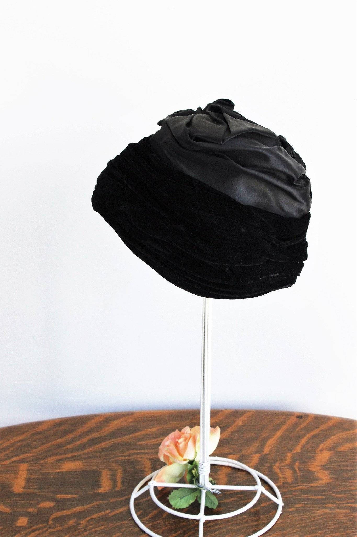 Vintage 1950s Black Velvet Turban Hat-The Black Velvet Emporium-1950s,accesssory,black,hat,turban,velvet,Vintage