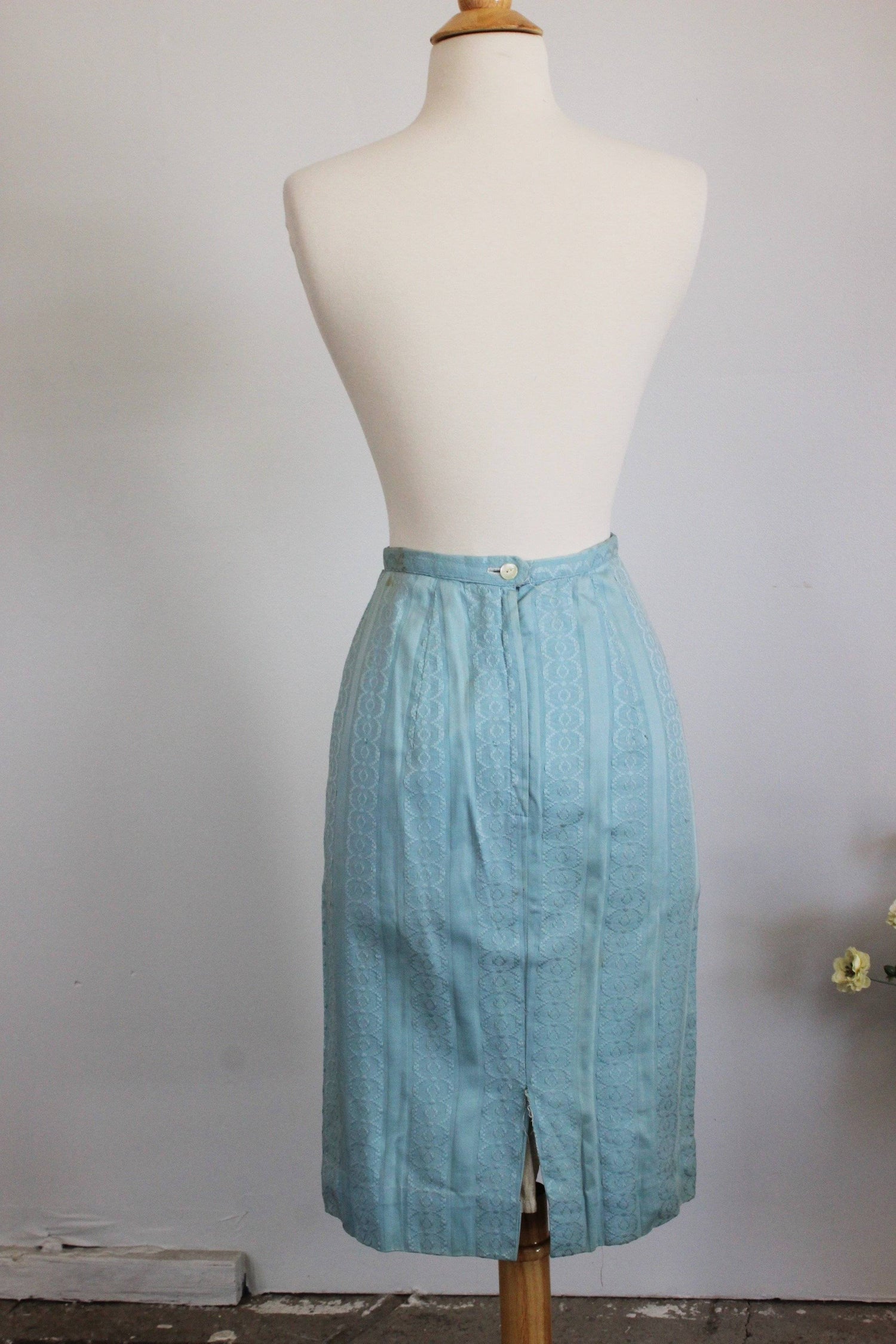 CLEARANCE: Vintage 1950s Blue Pencil Wiggle Skirt by Ardee of California-Toadstool Farm Vintage-1950s Skirt,1950s Wiggle Skirt,Ardee of California,Blue Crocade Skirt,Blue Pencil Skirt,Embroidered Silk,Extra Small,Vintage,Vintage Clothing,Vintage Skirt