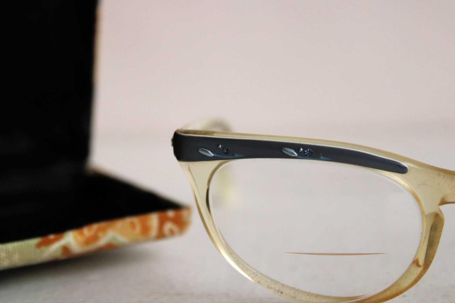 Vintage 1950s Cat Eye Glasses With Case