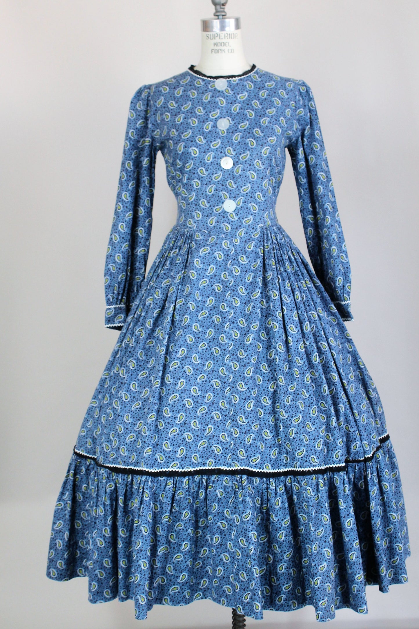 Vintage 1950s Blue Paisley Calico Cotton Fit and Flare Dress