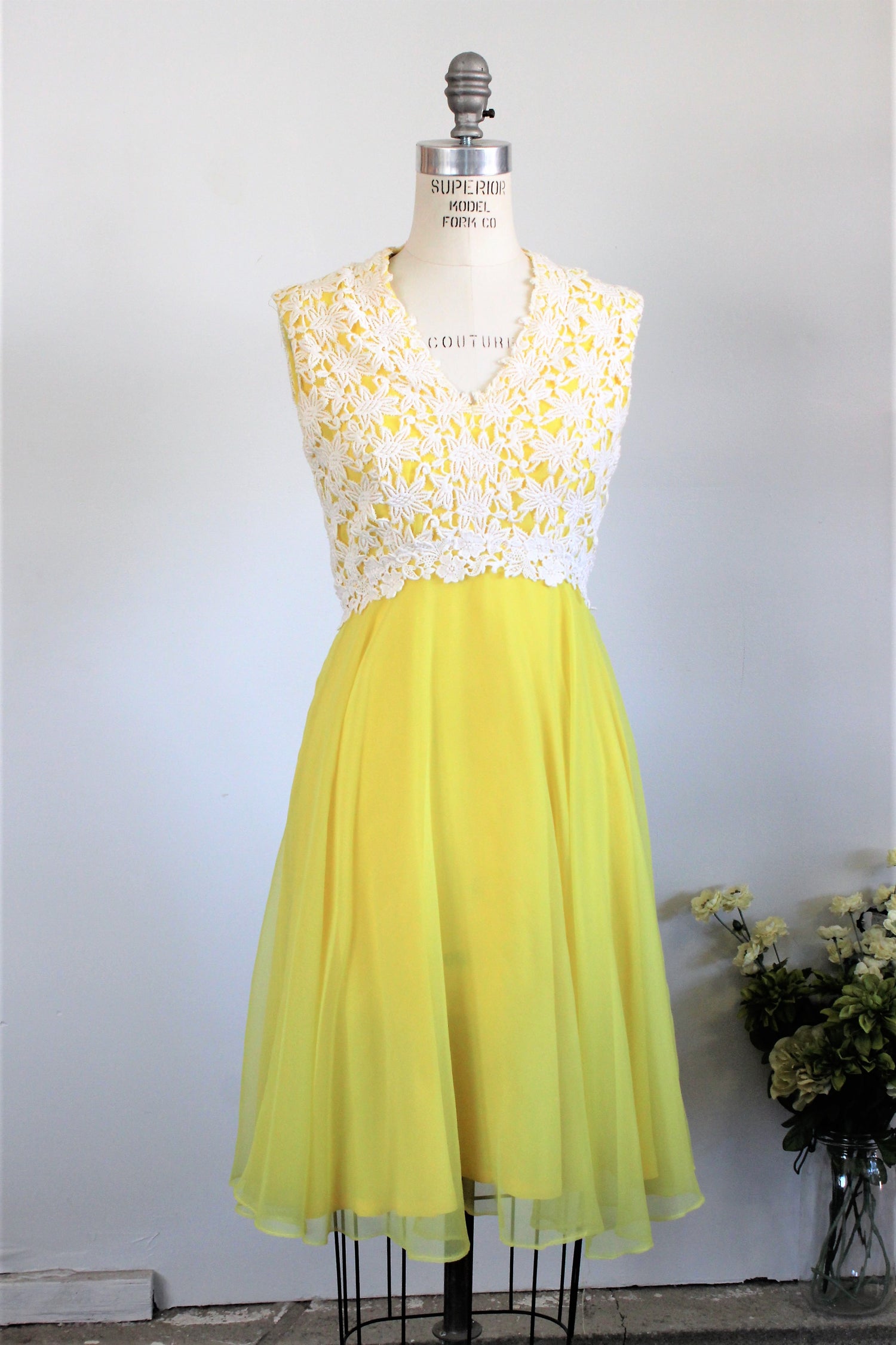 Vintage 1960s Fit And Flare Dress 