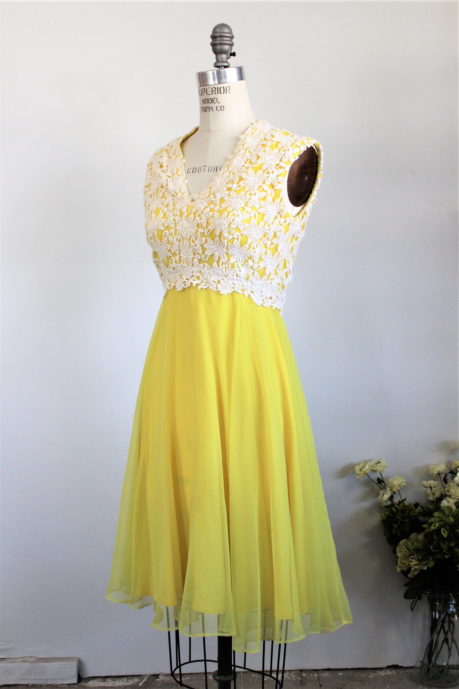 Vintage 1960s Fit And Flare Dress 